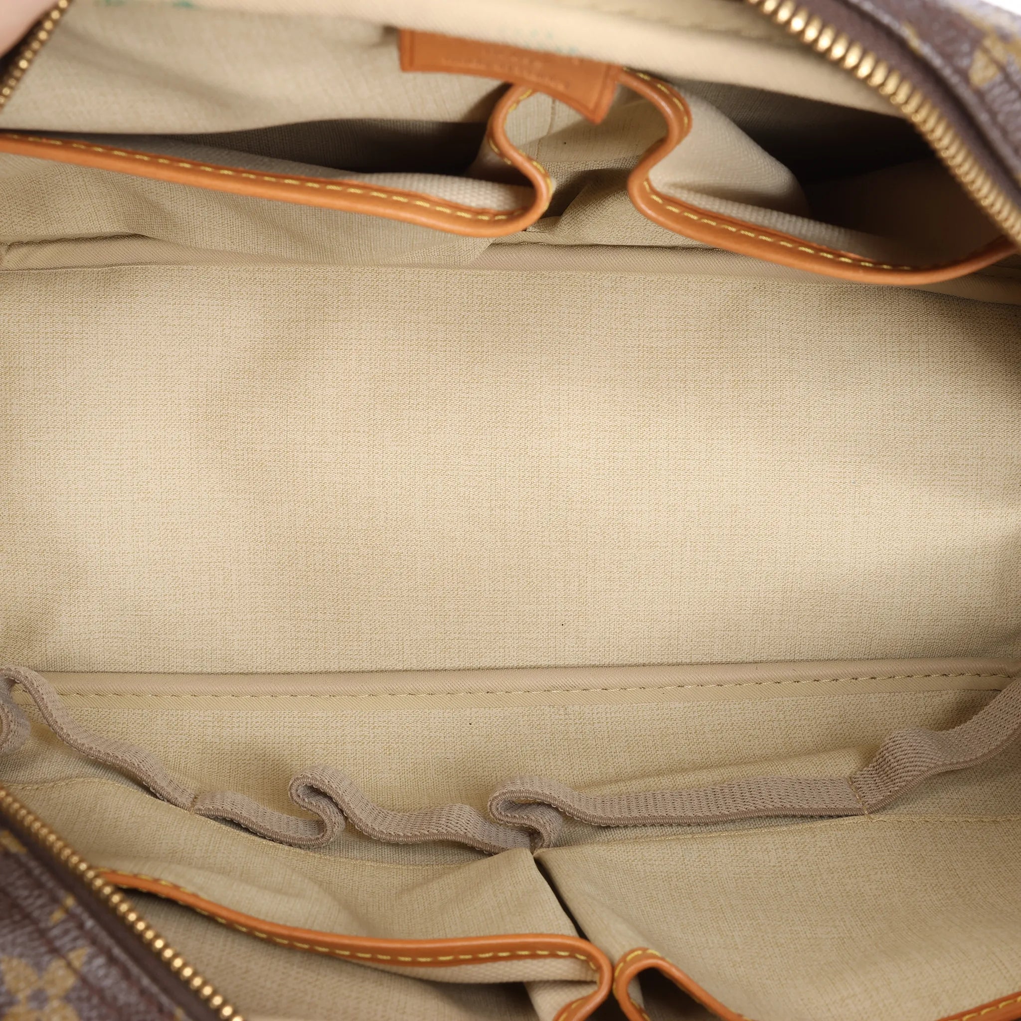 Louis Vuitton Deauville Monogram Canvas Handbag in Brown M47270