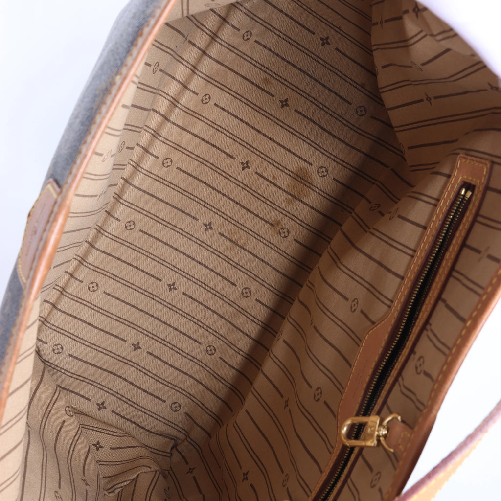 Louis Vuitton Delightful MM Monogram Canvas Shoulder Bag in Brown M40353