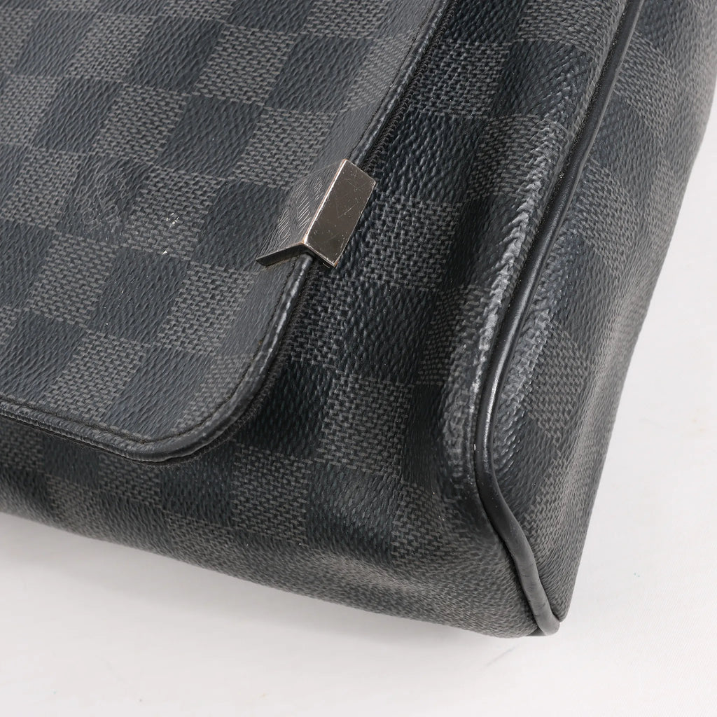 Louis Vuitton Damier Graphite District PM Messenger Crossbody Bag N41028