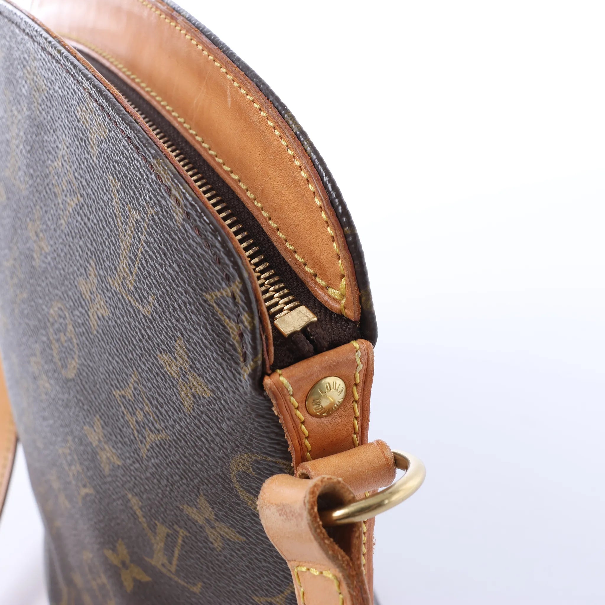 Louis Vuitton Drouot Monogram Canvas Crossbody Bag in Brown M51290