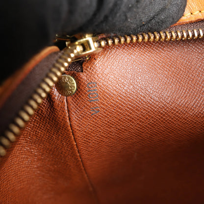 Louis Vuitton Drouot Monogram Canvas Crossbody Bag in Brown M51290