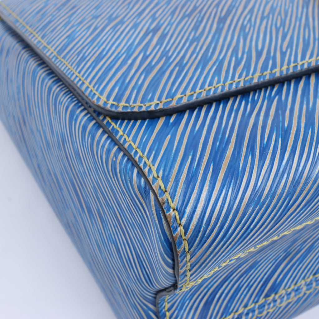 Louis Vuitton Epi Leather Twist Shoulder Bag GM in Denim Blue