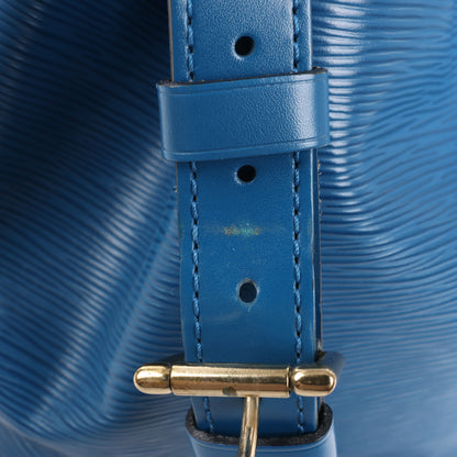 Sac bandoulière Louis Vuitton Noé en cuir épi bleu M44005