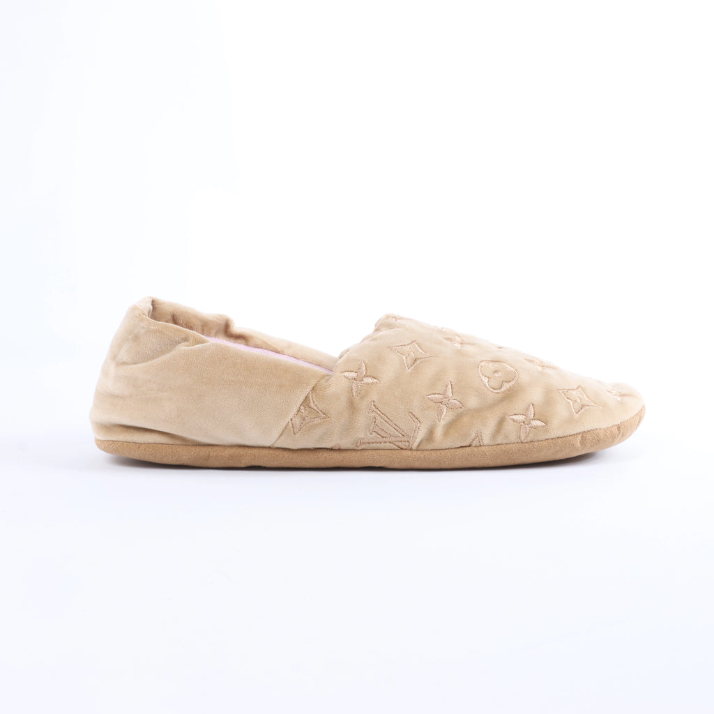 Louis Vuitton Dreamyline Monogram Fabric Slipper in Beige×Pink, Size EU 39