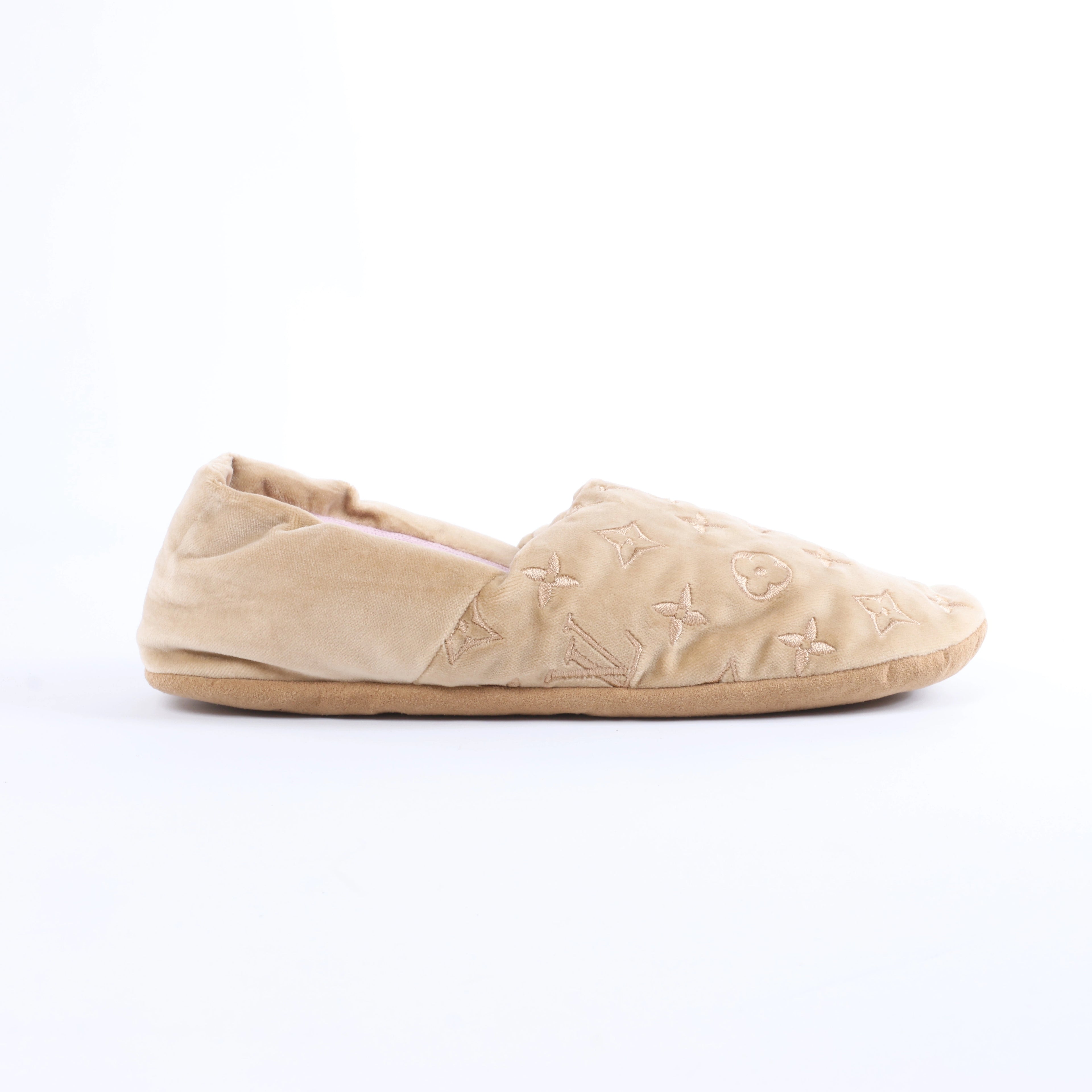Louis Vuitton Dreamyline Monogram Fabric Slipper in Beige×Pink, Size EU 39