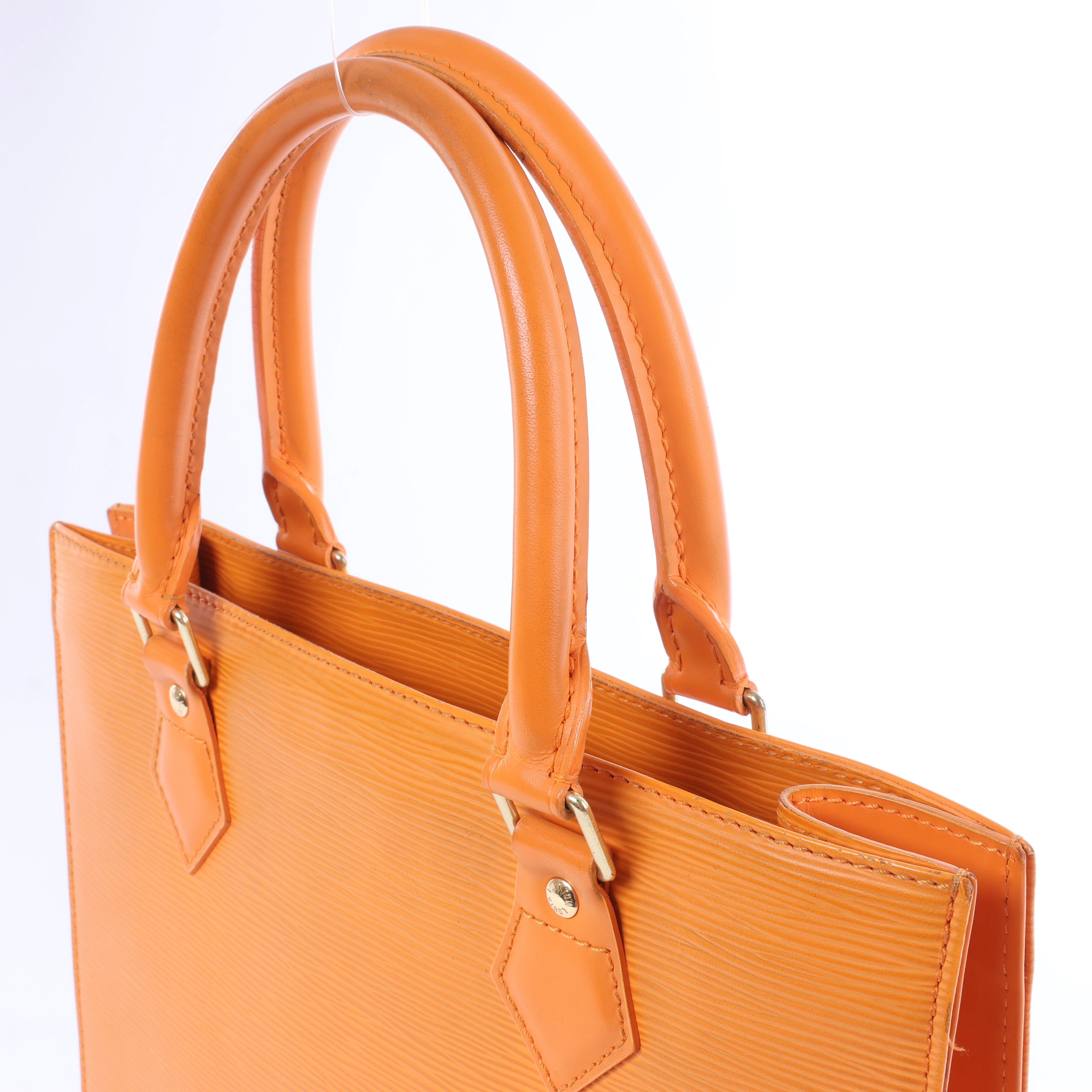 Louis Vuitton Sac Plat PM Epi Leather Handbag in Orange M5274H