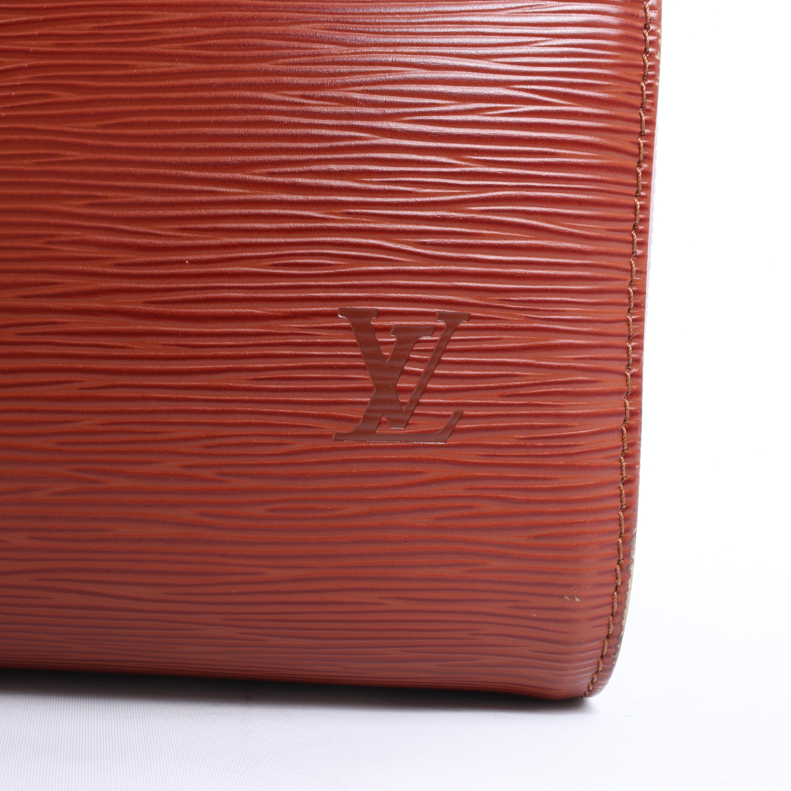 Louis Vuitton Epi Leather Speedy 25 Handbag in Brown M43013