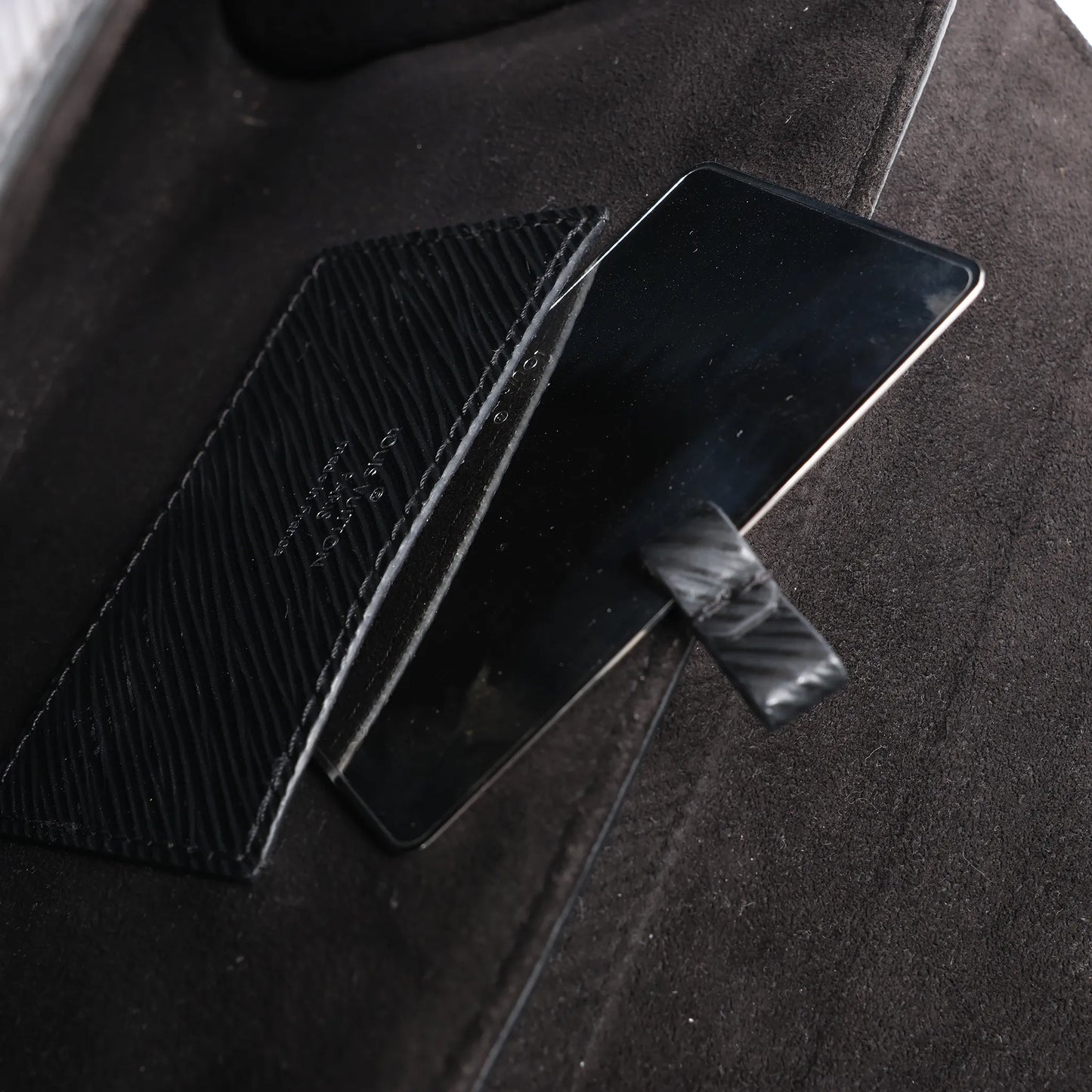 Sac bandoulière Louis Vuitton Twist MM en cuir Epi noir M42449