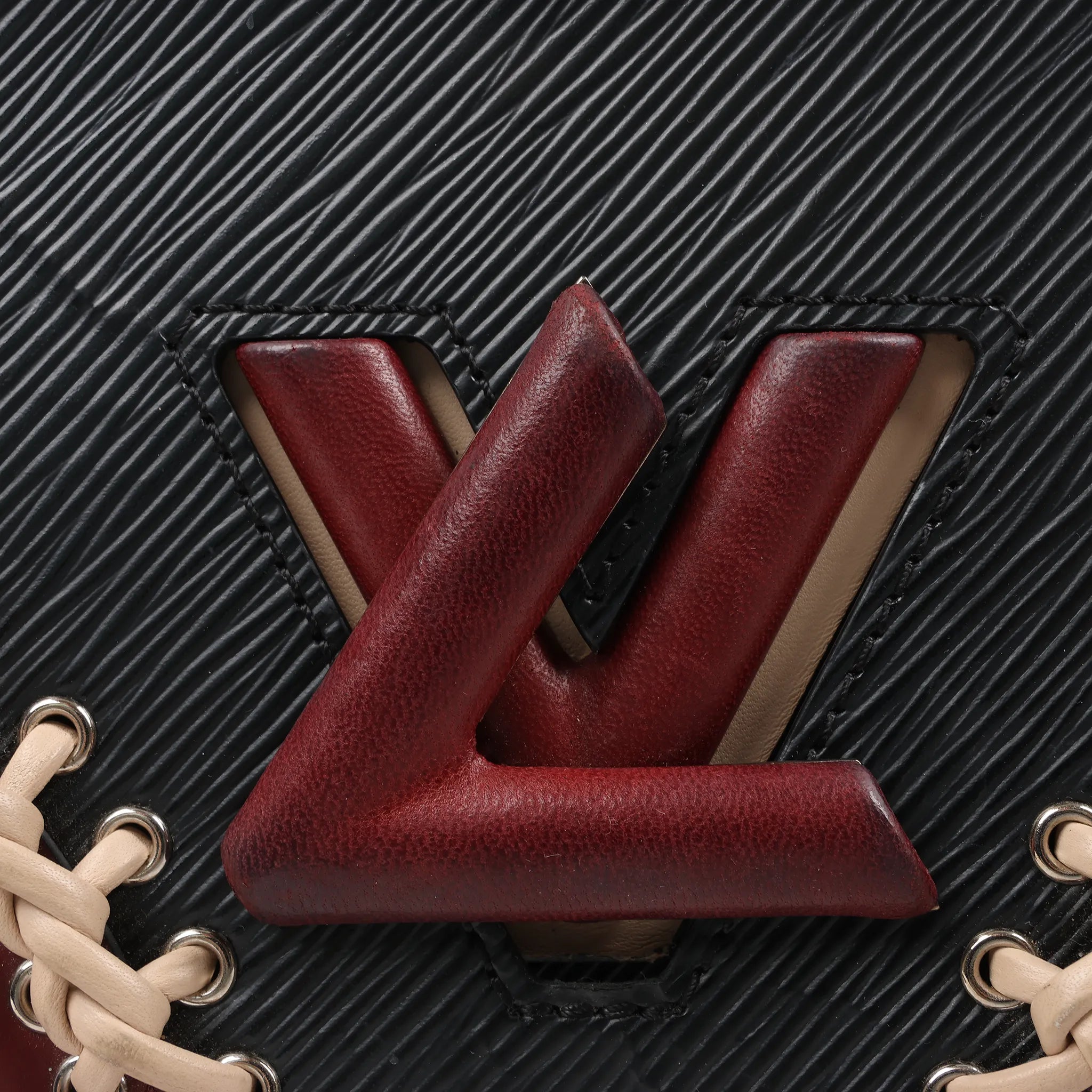 Louis Vuitton Epi Leather Twist MM Shoulder Bag in Black M42449