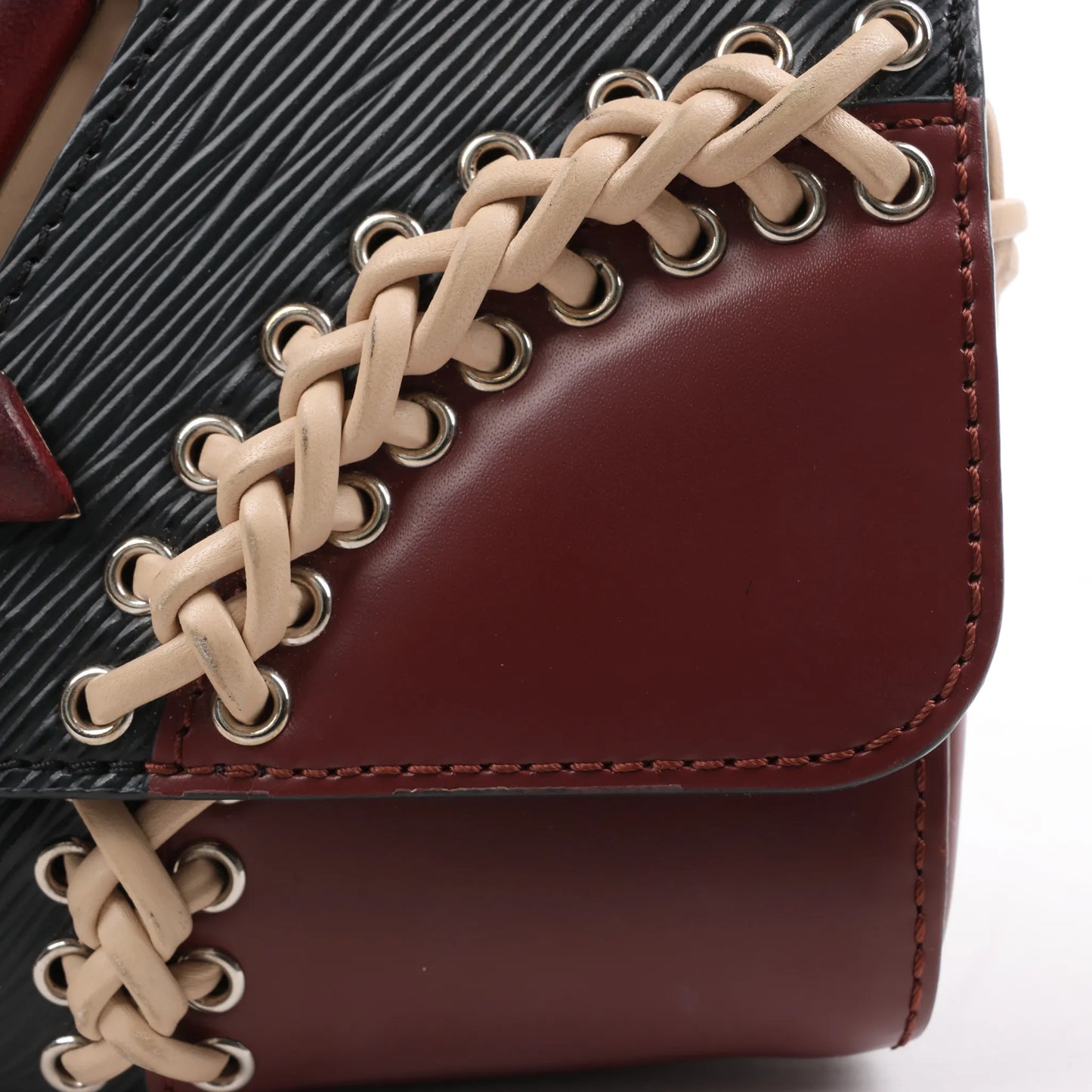 Sac bandoulière Louis Vuitton Twist MM en cuir Epi noir M42449