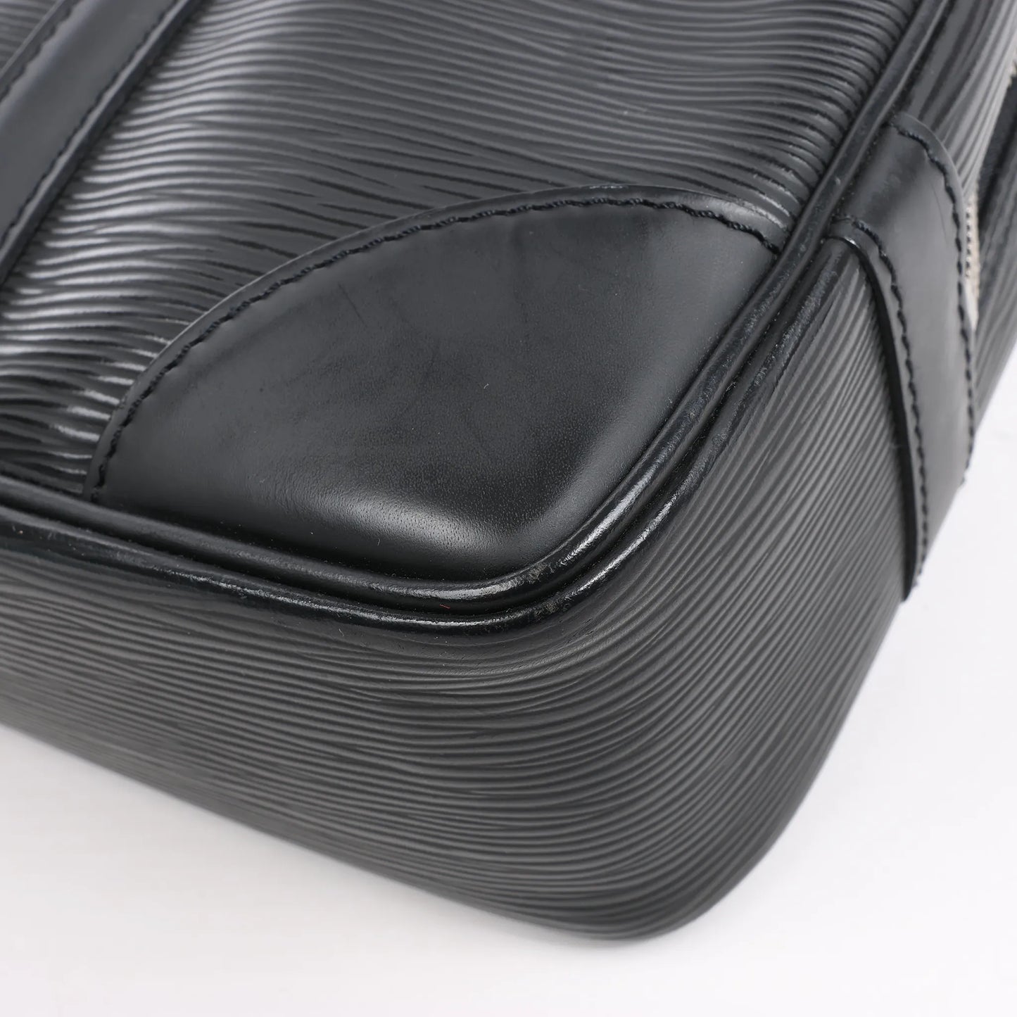 Louis Vuitton Epi Vivienne Long Handbag in Black M59112