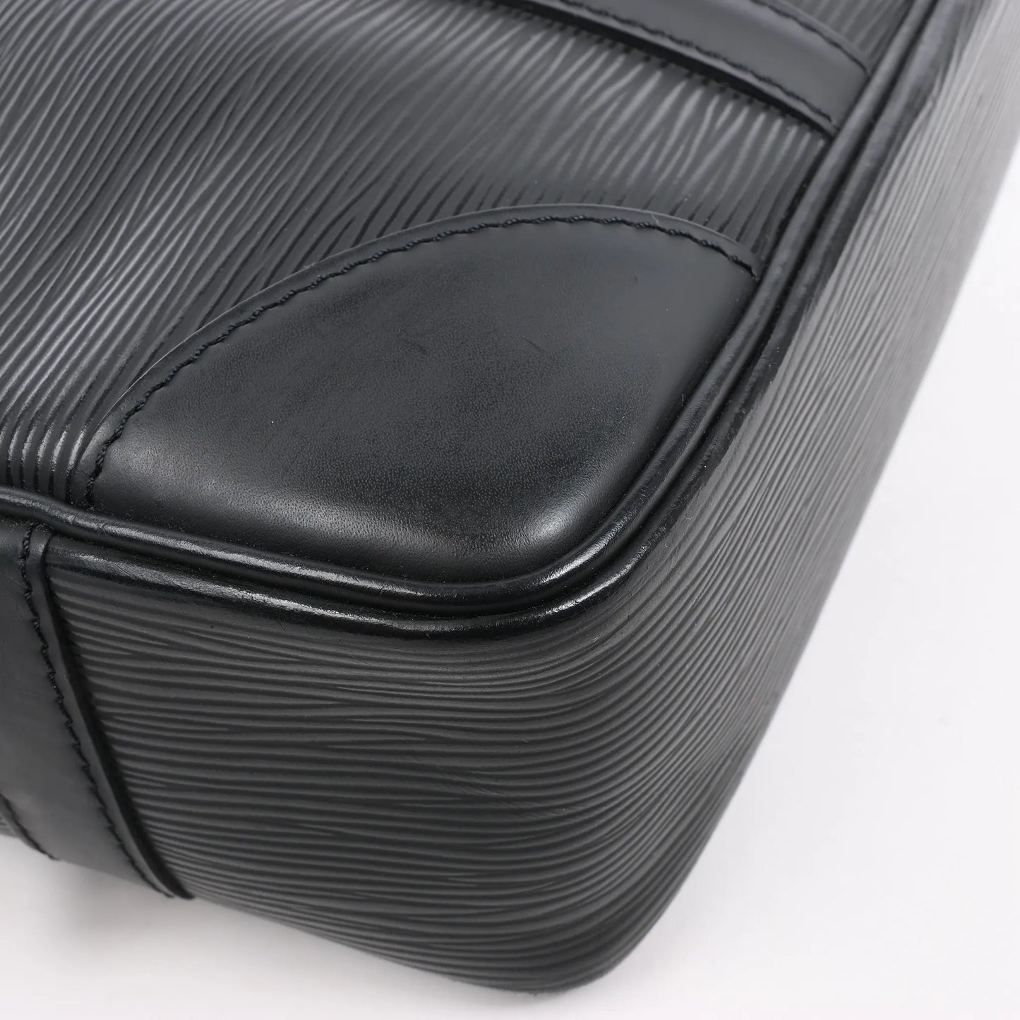 Louis Vuitton Epi Vivienne Long Handbag in Black M59112