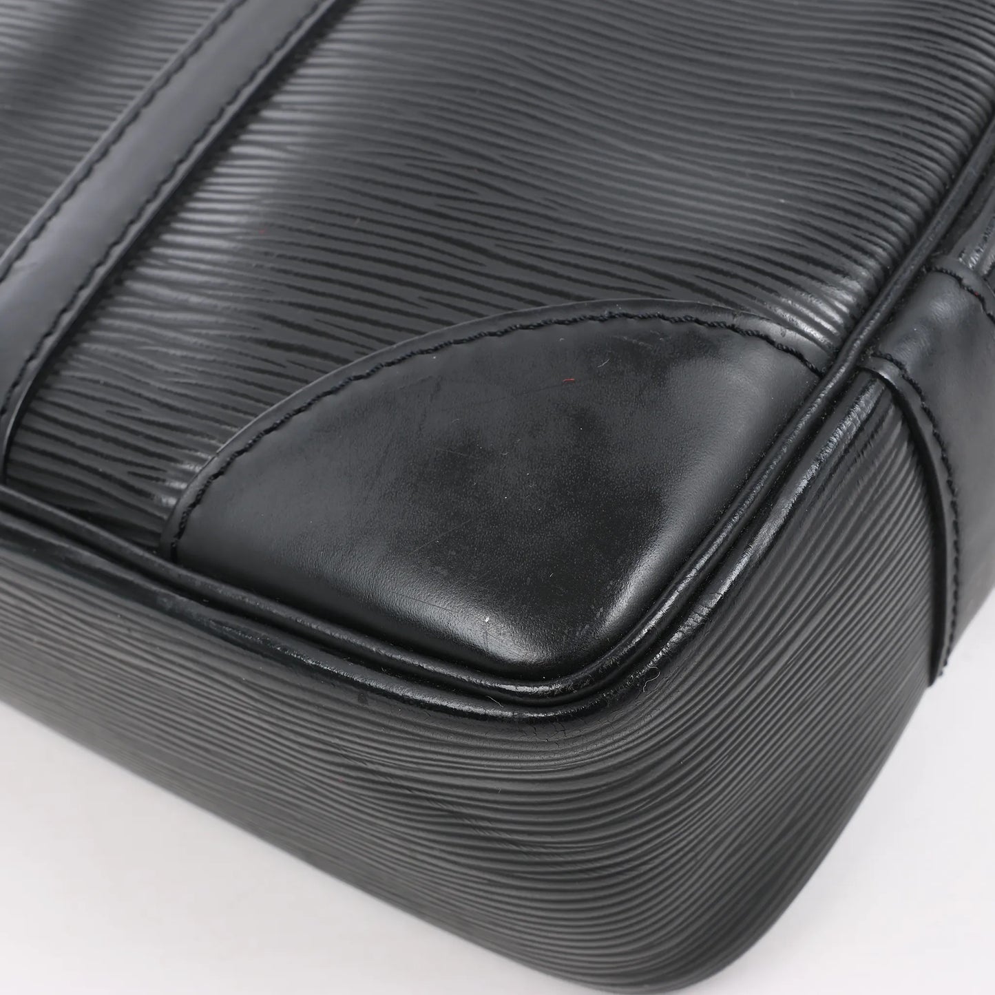 Louis Vuitton Epi Vivienne Long Handbag in Black M59112