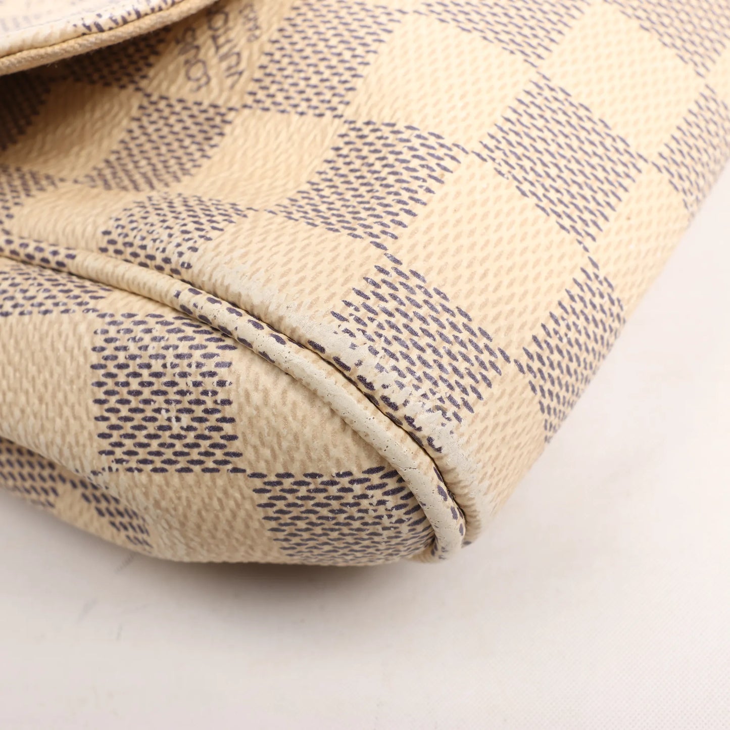 Louis Vuitton Favorite MM Damier Azur Shoulder Bag in Beige N41275