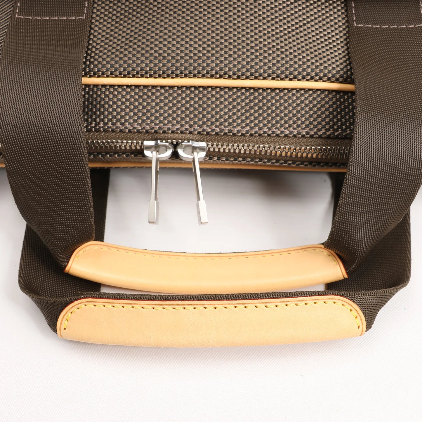 Louis Vuitton Associe GM Damier Geant 2Way Handbag in Khaki N58035