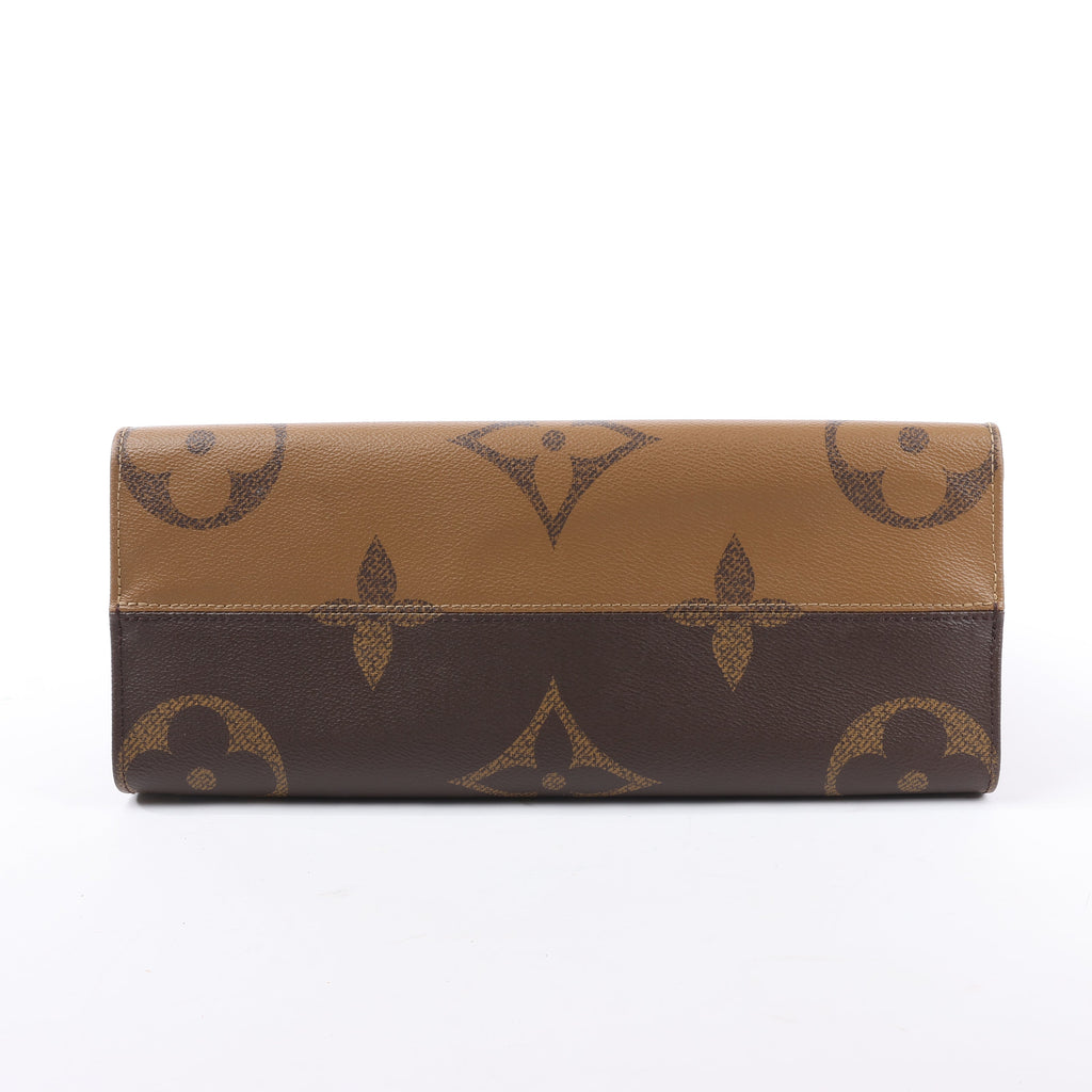 Louis Vuitton Giant Monogram Reverse On the Go MM in Brown M45321