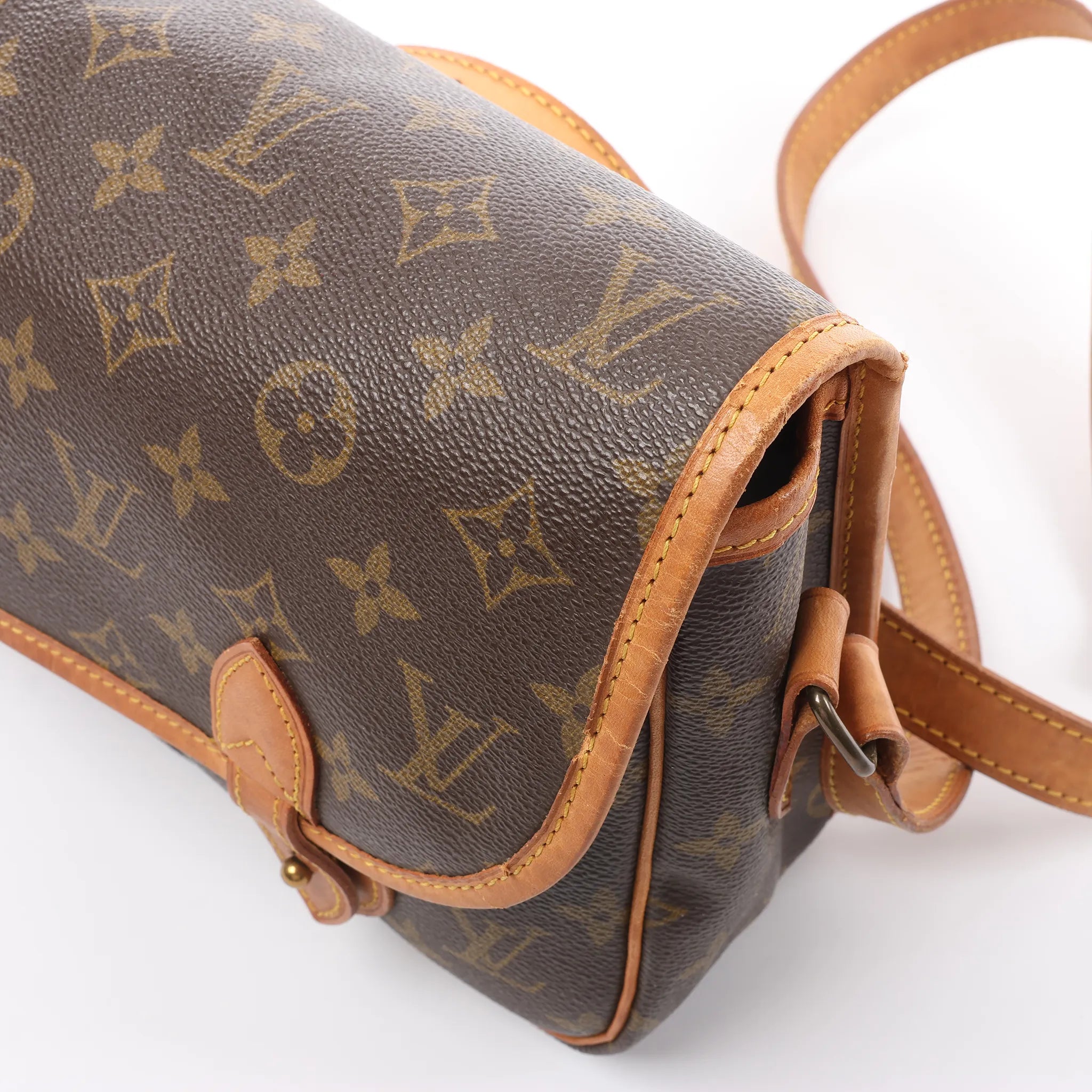 Louis Vuitton Gibecière MM Monogram Canvas Crossbody Bag in Brown M42247