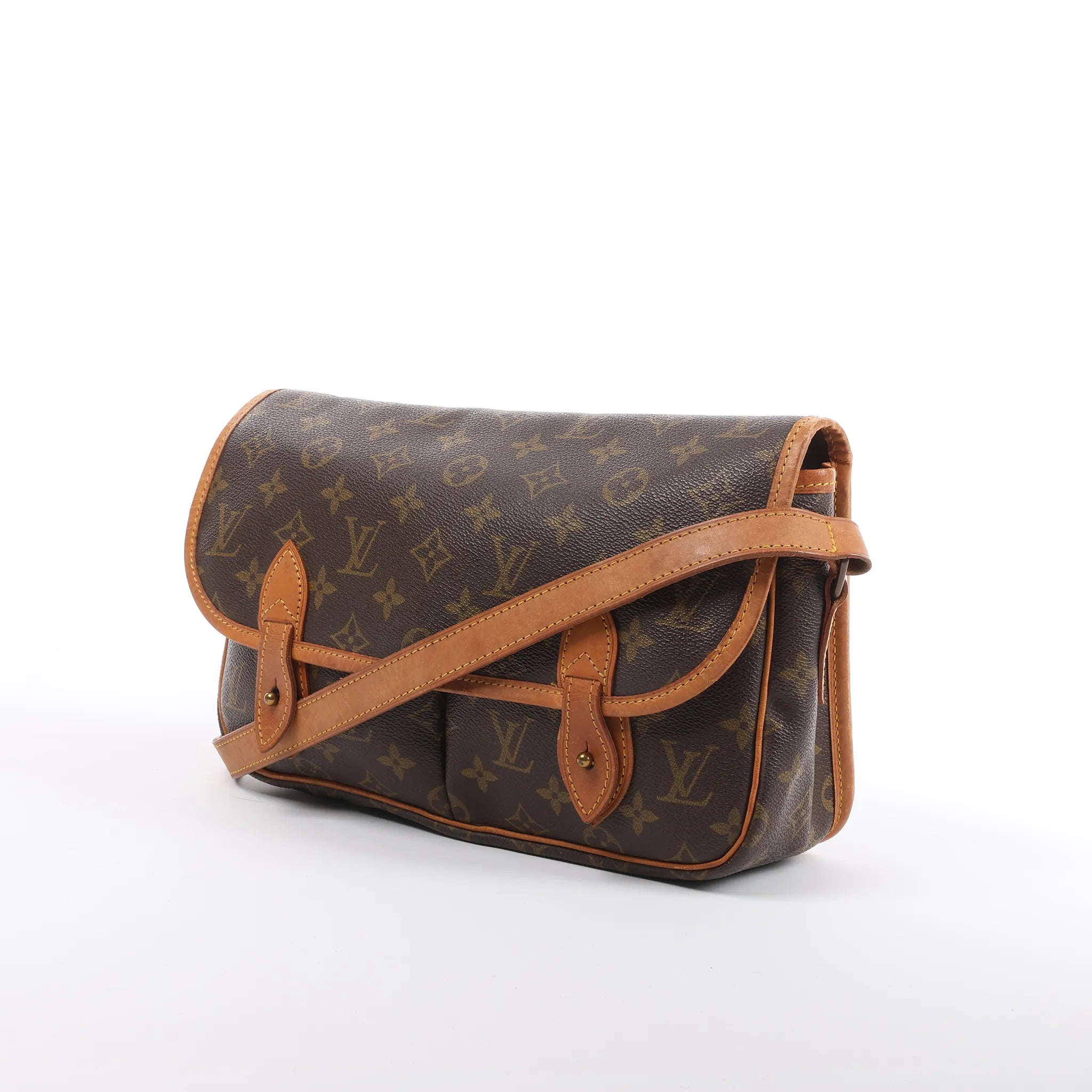 Louis Vuitton Gibecière MM Monogram Canvas Crossbody Bag in Brown M42247