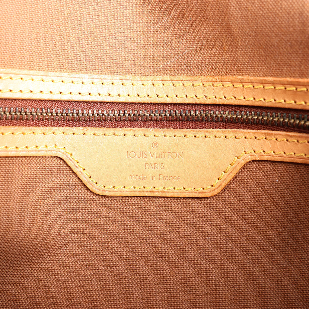 Louis Vuitton Gibecière MM Monogram Canvas Crossbody Bag in Brown M42247