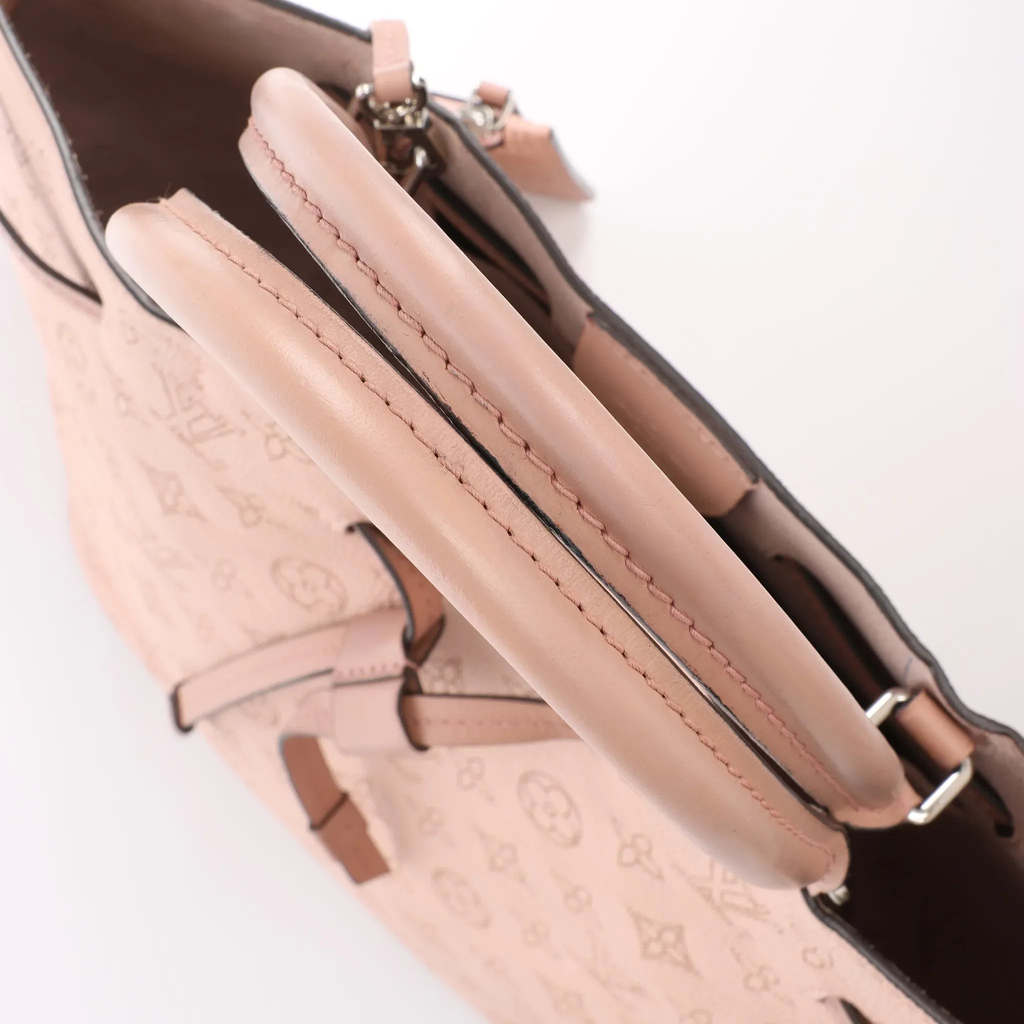 Louis Vuitton Girolata Mahina Monogram Handbag in Pink M54401