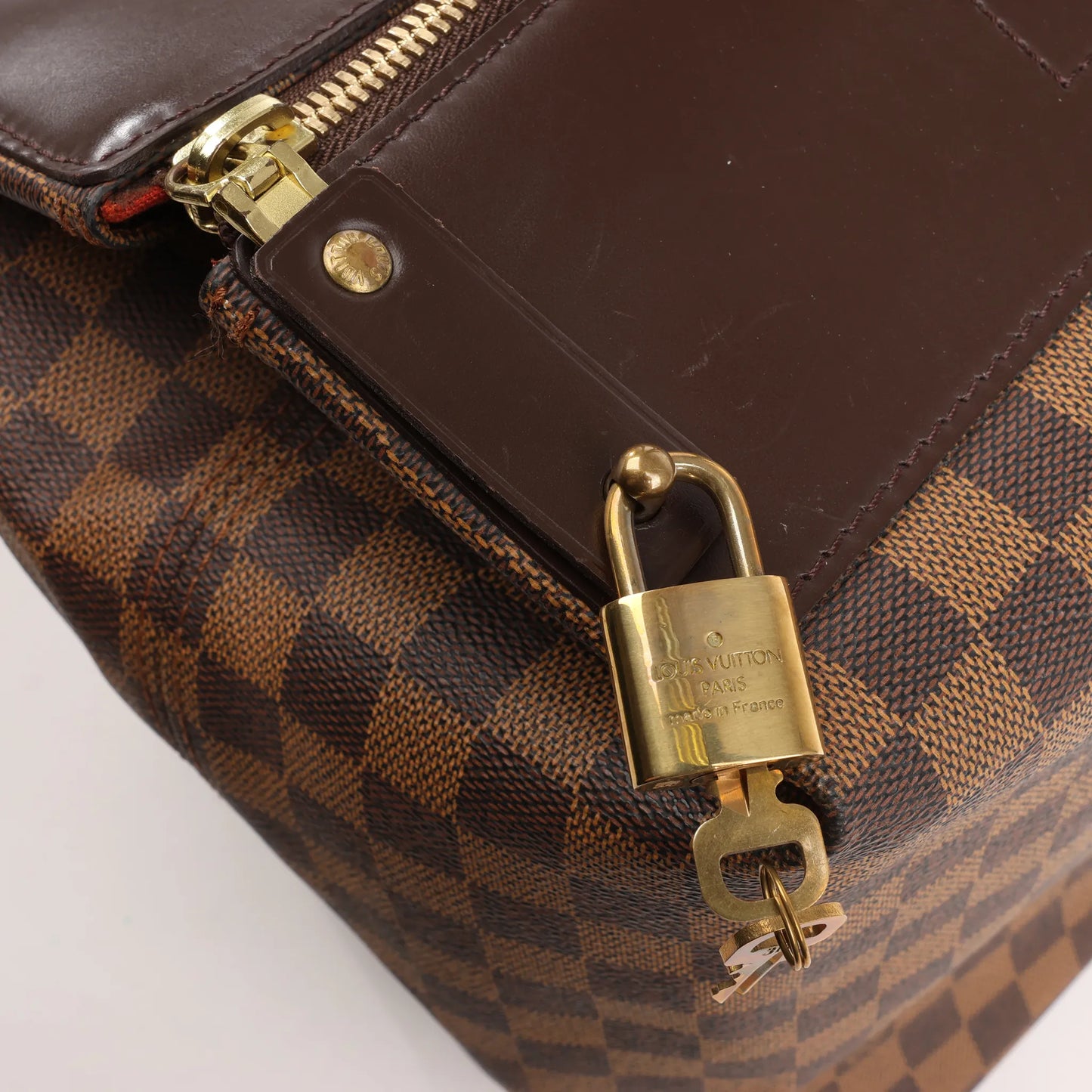 Louis Vuitton Greenwich PM Damier Ebene Sac à main en marron N41165