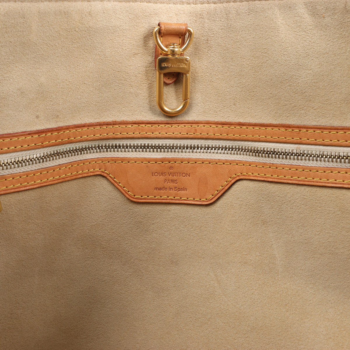 Louis Vuitton Hampstead MM Damier Azur Shoulder Bag in Beige N51206