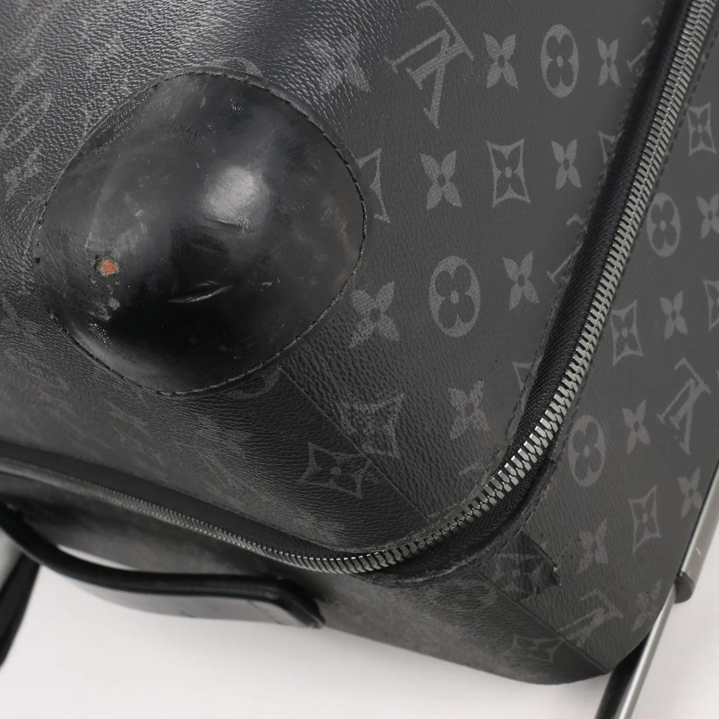 Louis Vuitton Horizon 60 Monogram Eclipse Travel Bag in Black