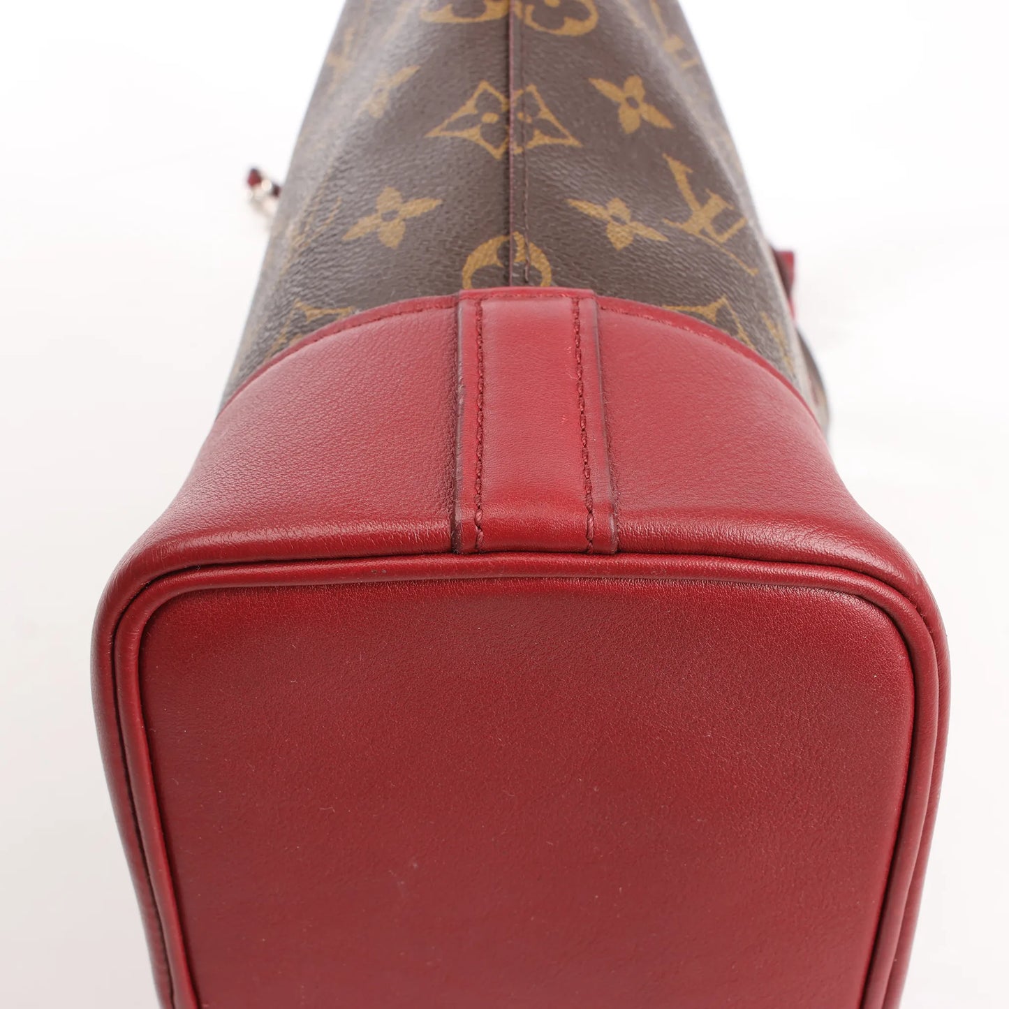 Louis Vuitton Idol Monogram Shoulder Bag in Brown x Burgundy M94545