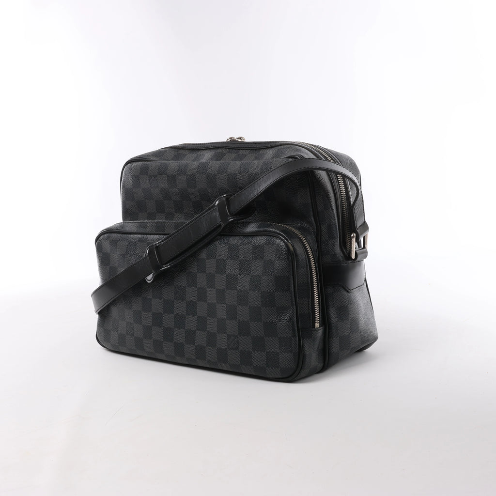 Louis Vuitton Sac Leoh Damier Graphite Messenger Crossbody Bag in Black N45252