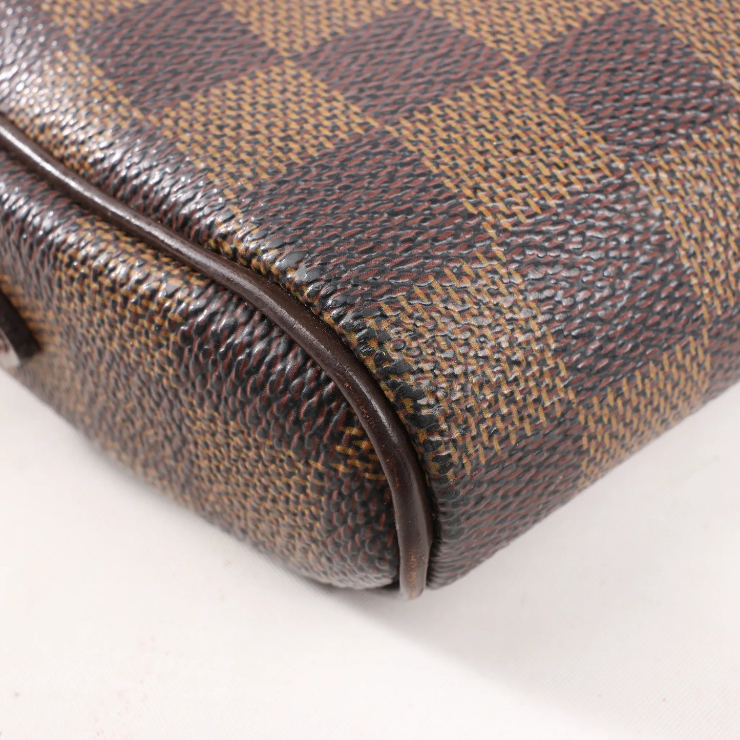 Louis Vuitton Damier Ebene Ipanema Pochette Crossbody Bag in Brown N51296