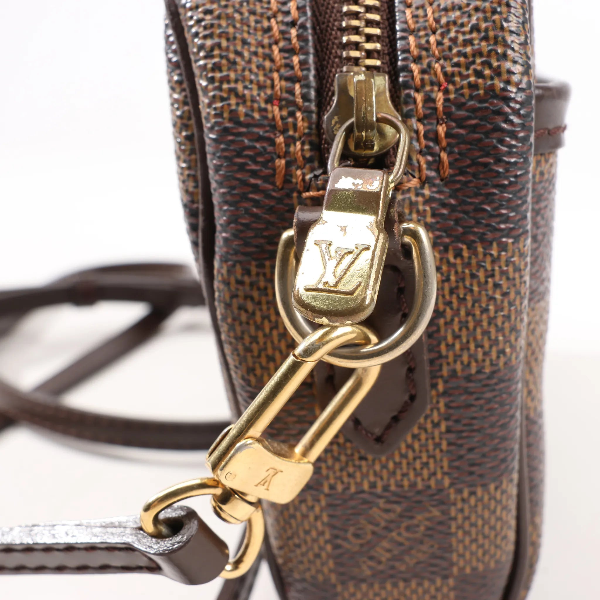 Louis Vuitton Damier Ebene Ipanema Pochette Crossbody Bag in Brown N51296