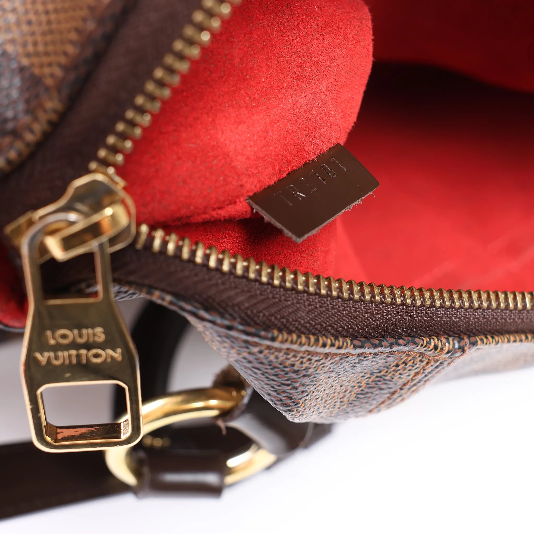 Louis Vuitton Ivorie MM Damier Ebene Shoulder Bag in Brown N41131