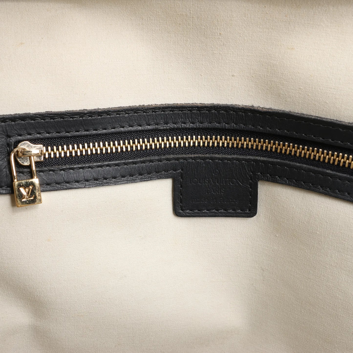 Louis Vuitton Josephine GM Monogram Mini Handtasche in Beige x Marineblau