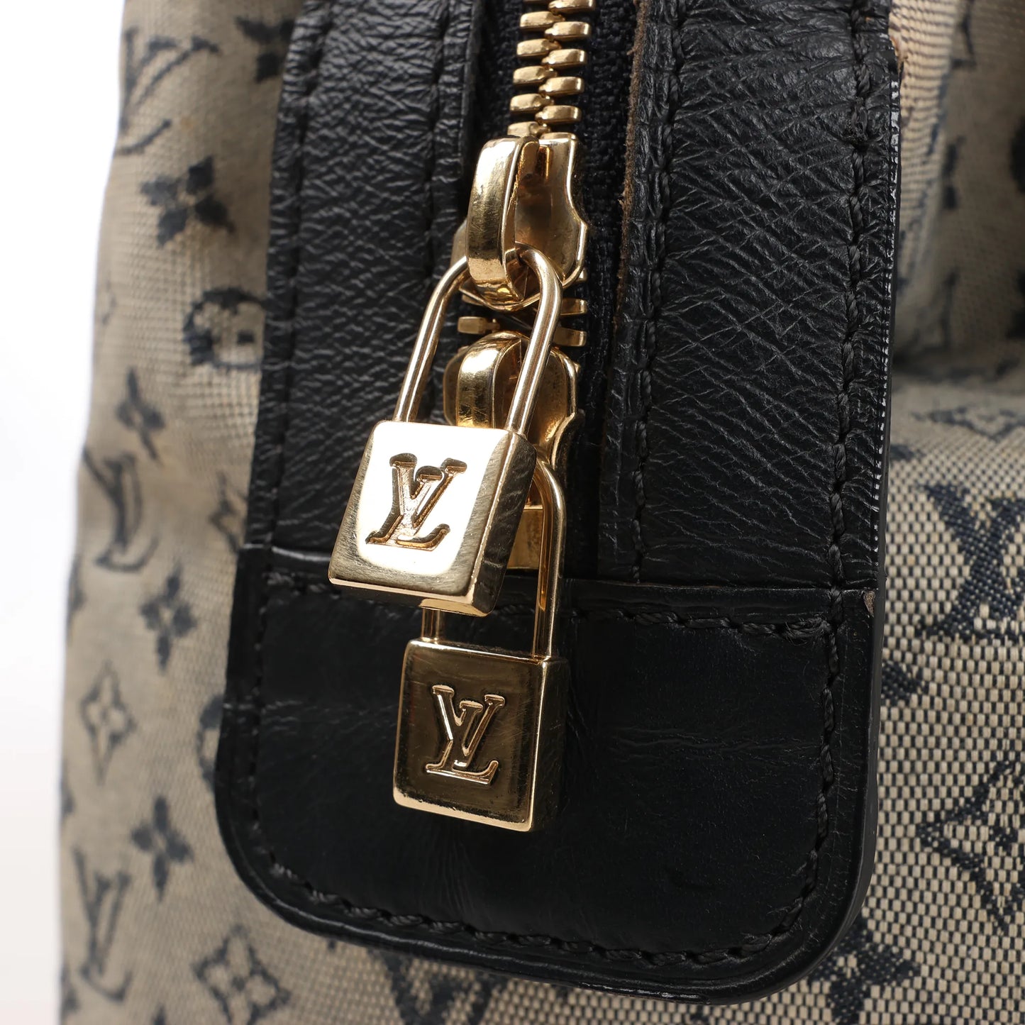 Louis Vuitton Josephine GM Monogram Mini Handtasche in Beige x Marineblau