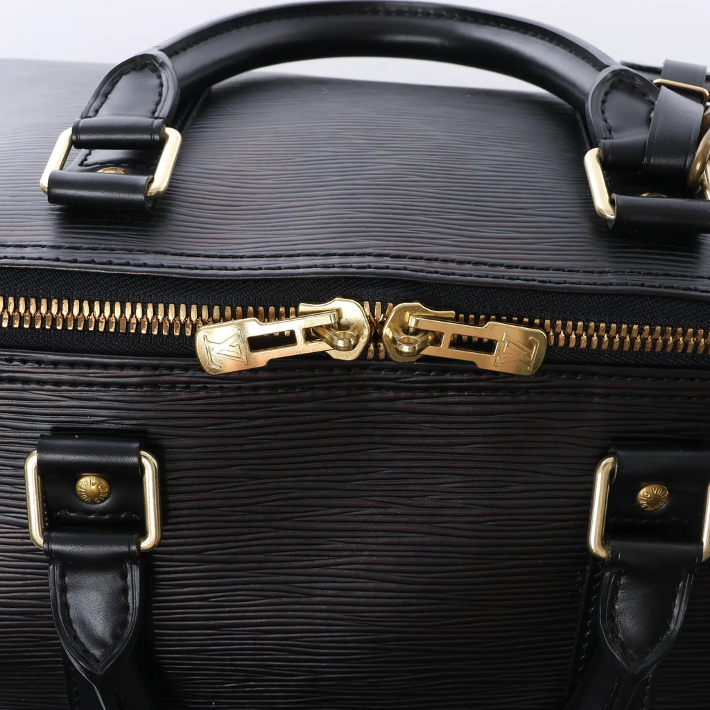 Louis Vuitton Keepall 50 Epi Leather Travel Bag in Black M42962