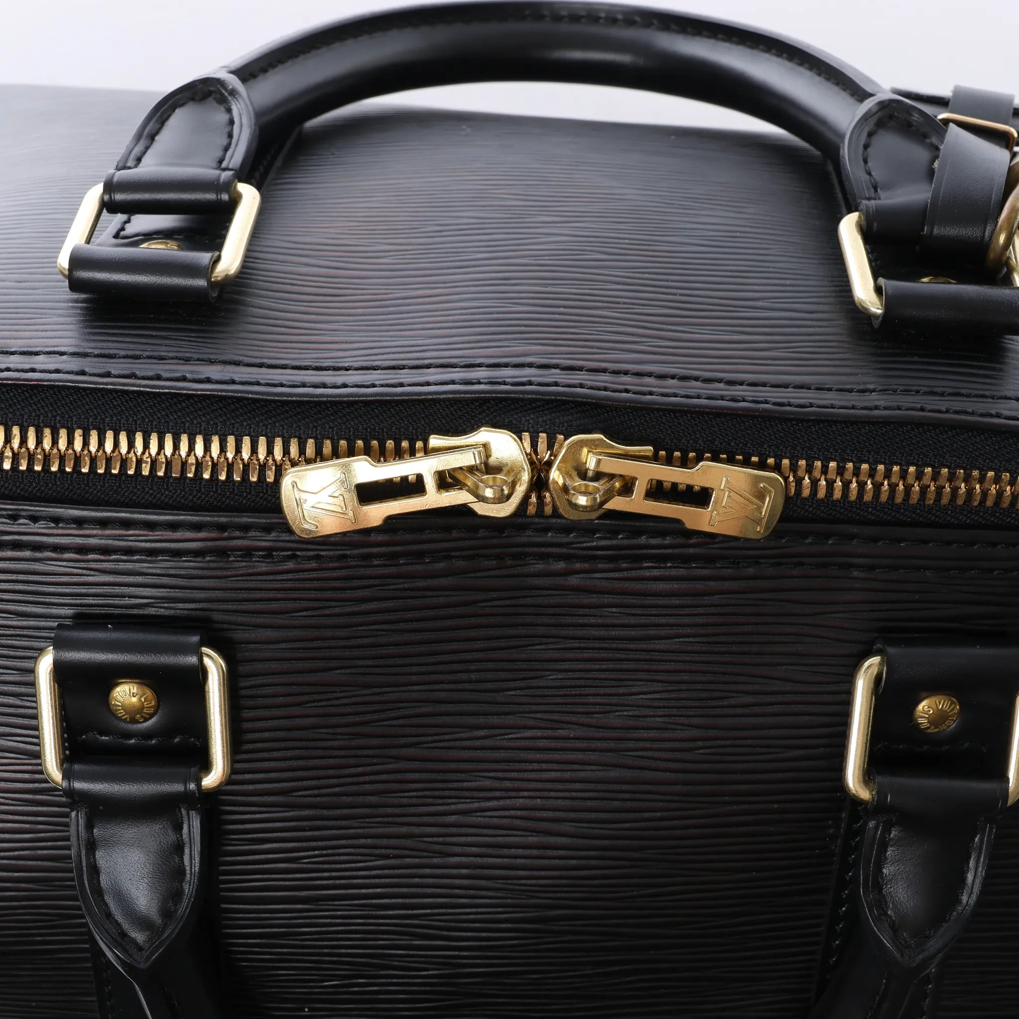 Louis Vuitton Keepall 50 Epi Leather Travel Bag in Black M42962