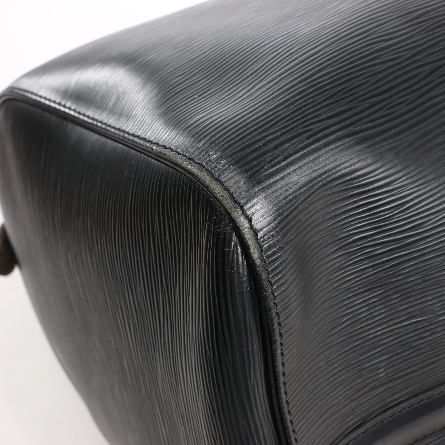 Louis Vuitton Epi Leather Keepall 50 Travel Bag in Black M42962