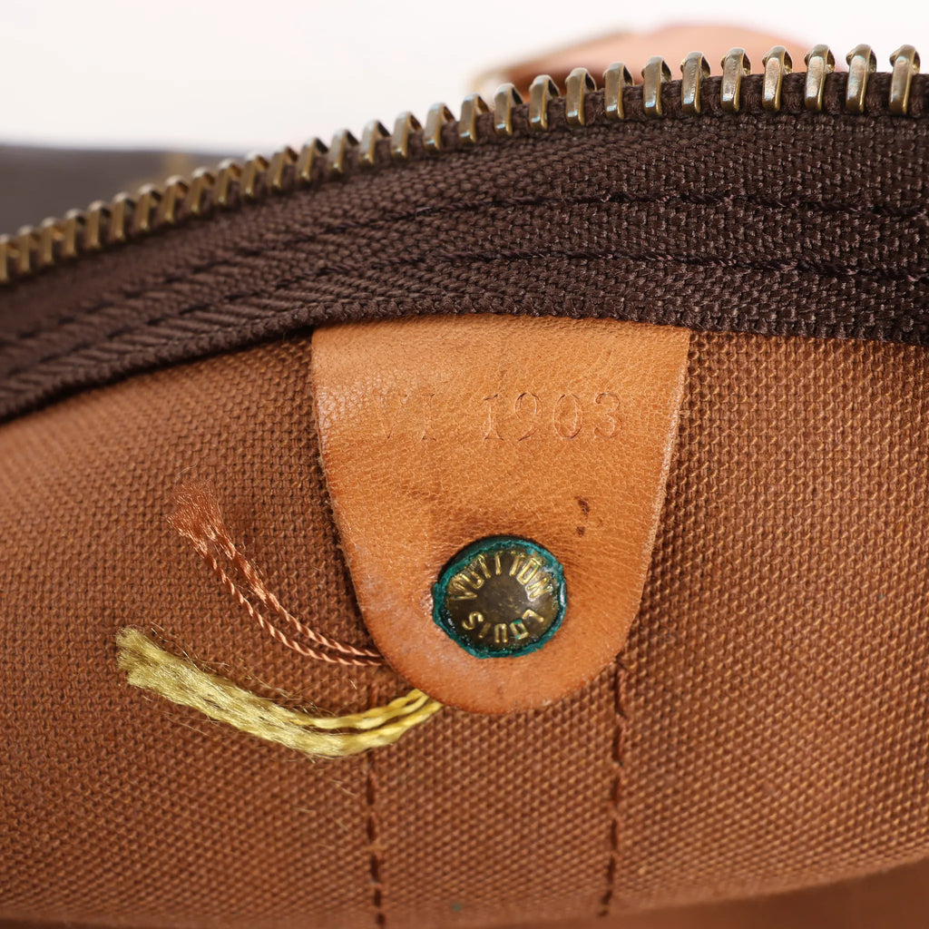 Louis Vuitton Keepall 55 Monogram Canvas Travel Bag in Brown M41424