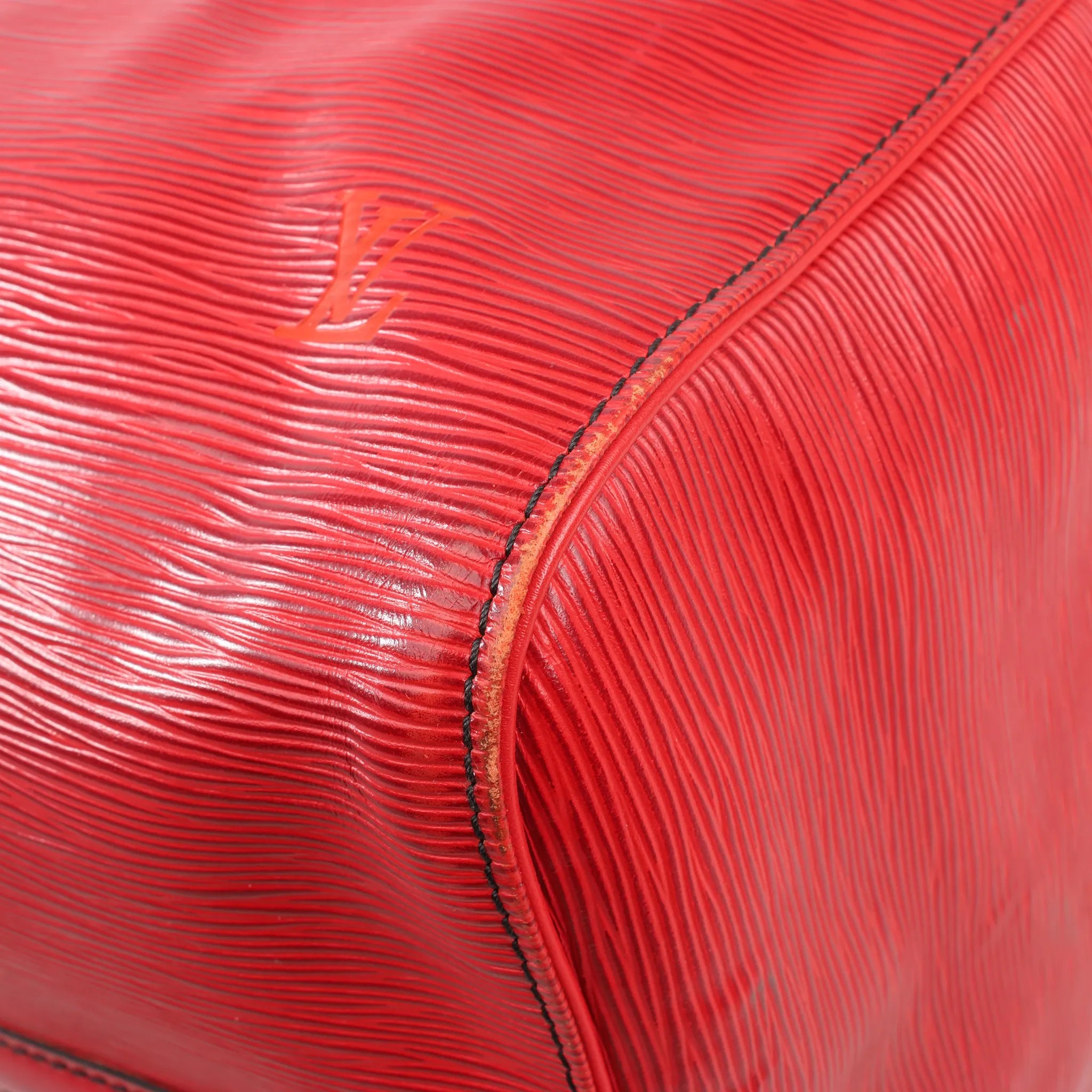 Louis Vuitton Keepall 55 Epi Leather Travel Bag in Red M42957