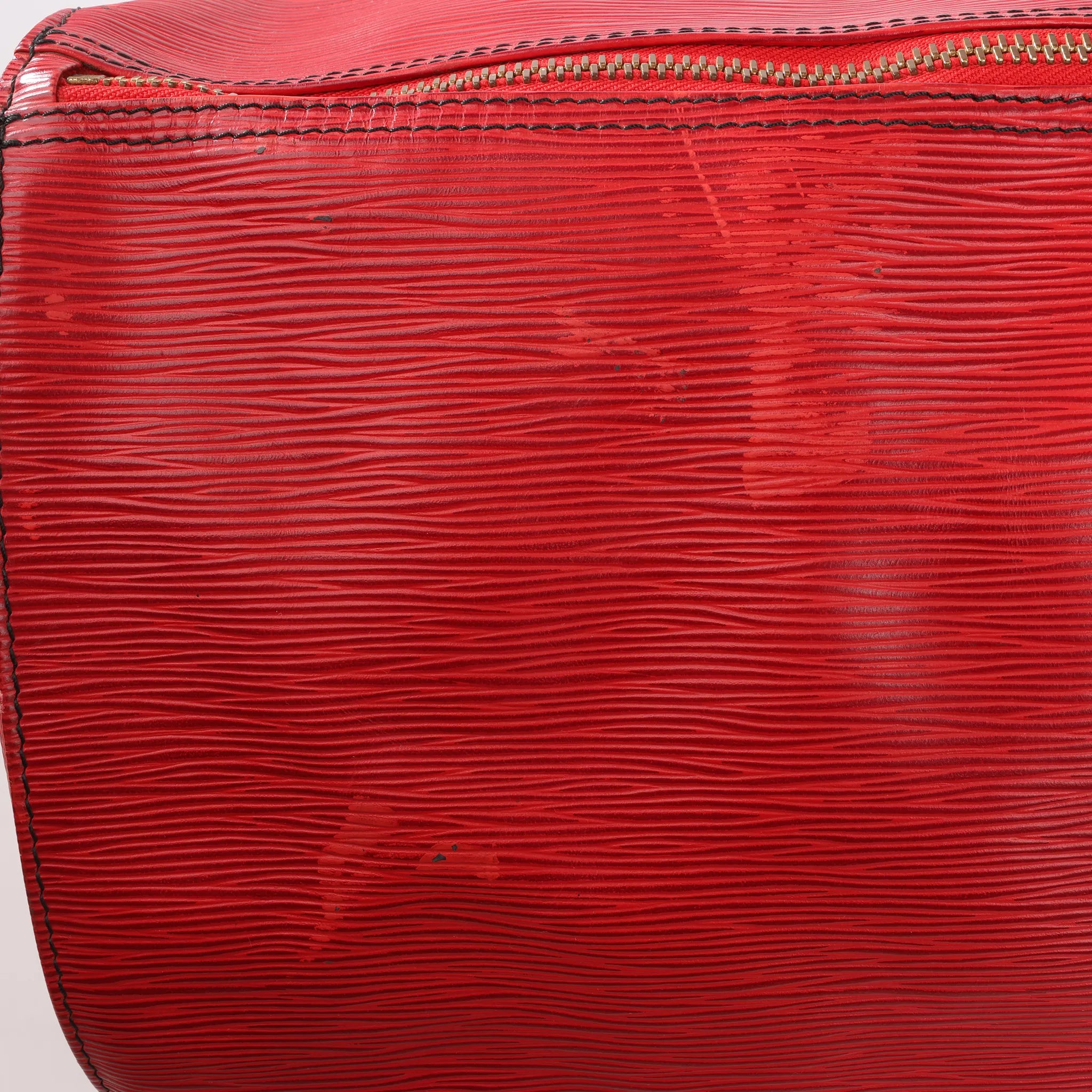 Louis Vuitton Keepall 55 Epi Leather Travel Bag in Red M42957