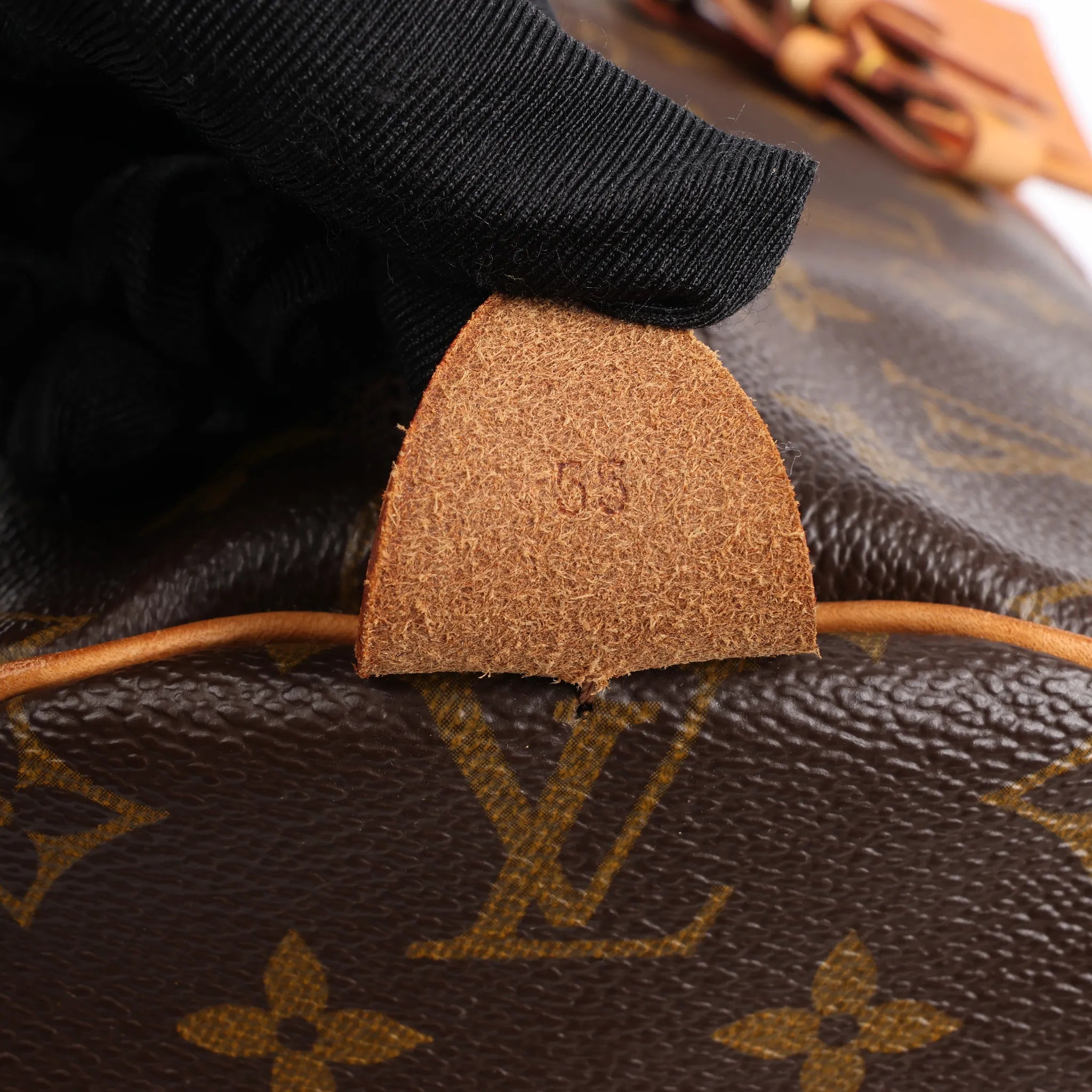 Louis Vuitton Monogram Canvas Keepall 55 Travel Bag M41424