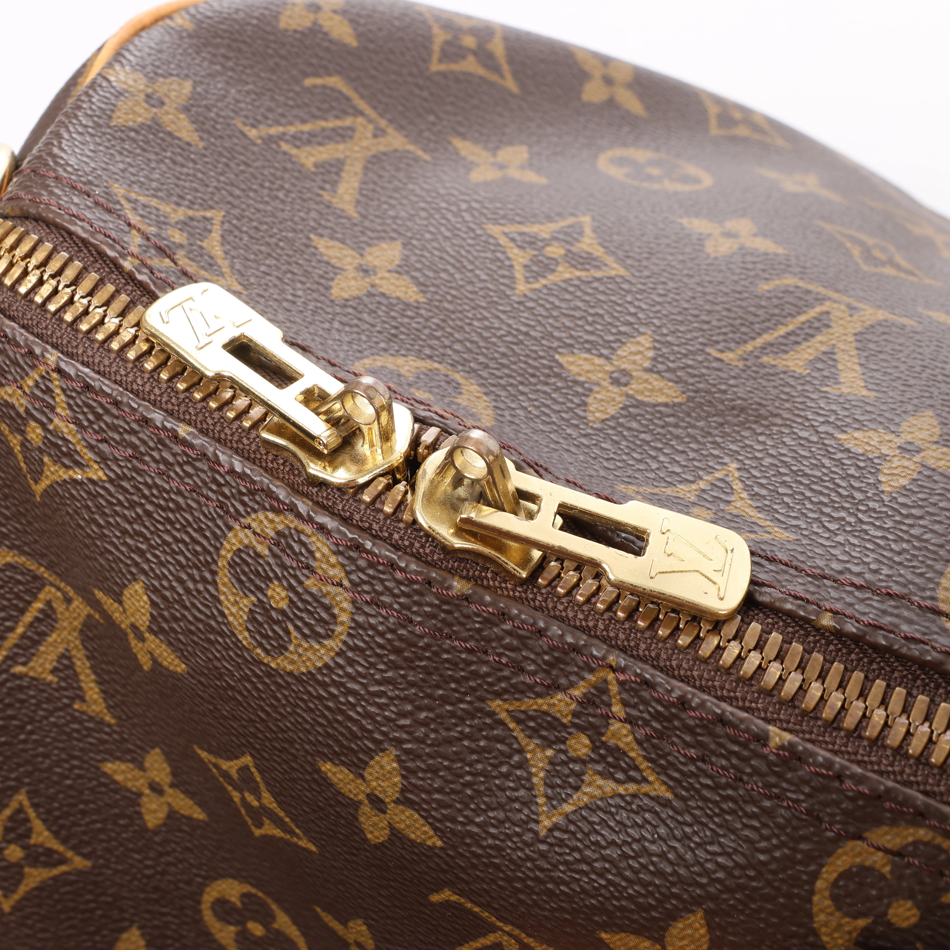 Louis Vuitton Keepall Bandoulière 45 Monogram Canvas Travel Bag in Brown M41418