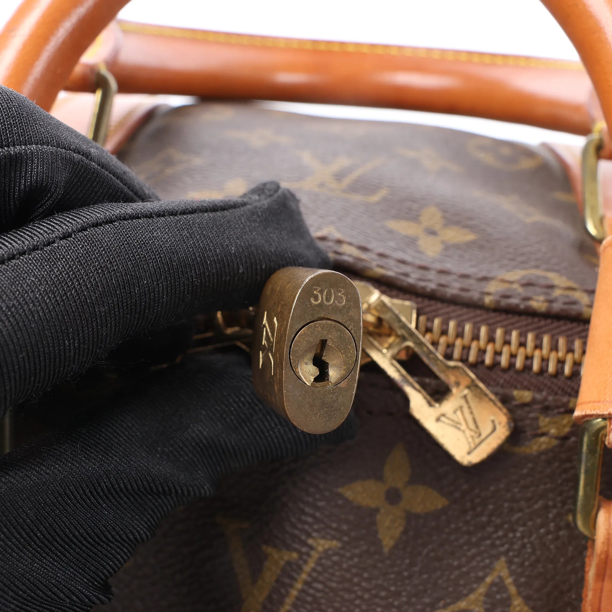 Louis Vuitton Keepall Bandoulière 55 Monogram Canvas Travel Bag in Brown M41414