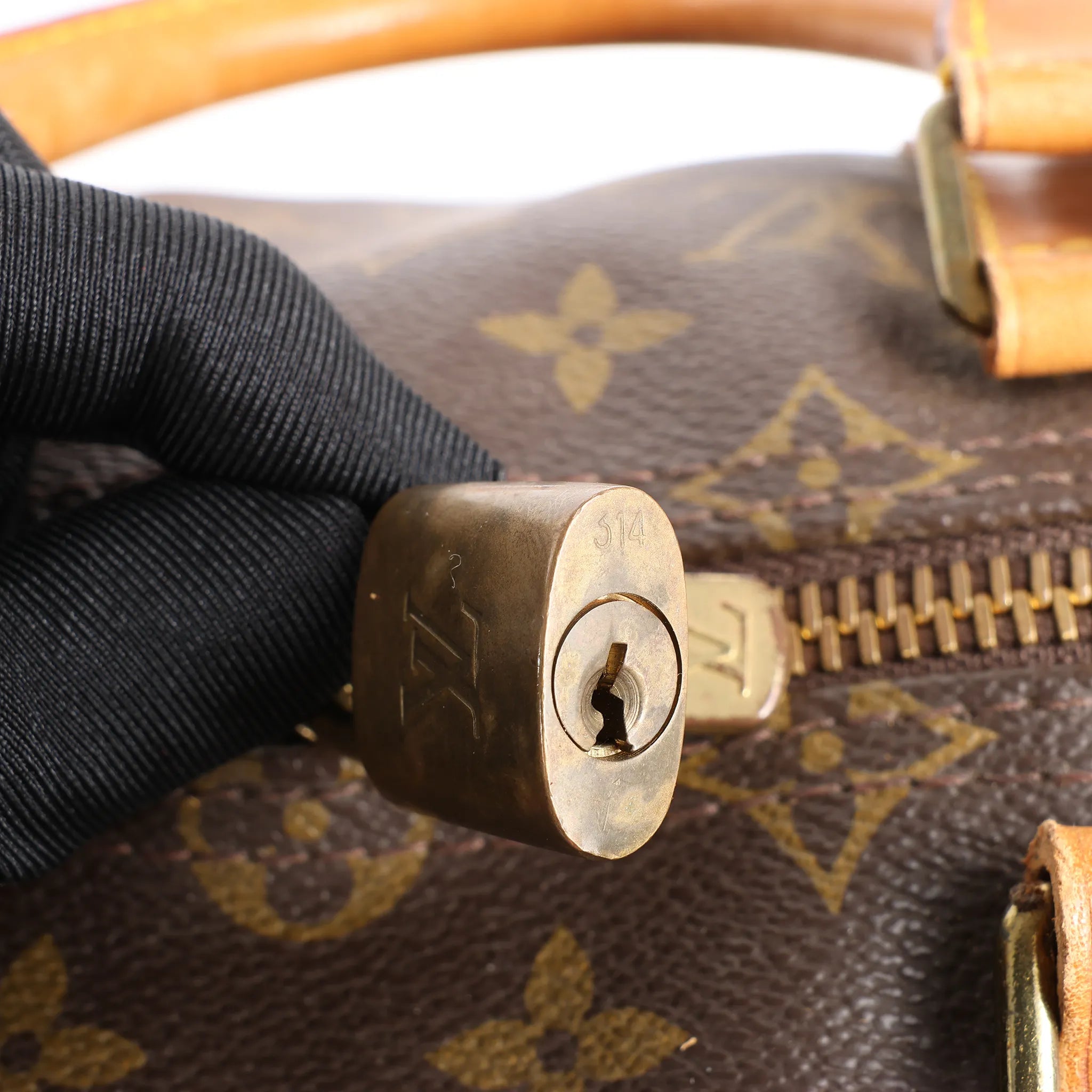 Louis Vuitton Keepall Bandoulière 50 Monogram Canvas Travel Bag in Brown M41416