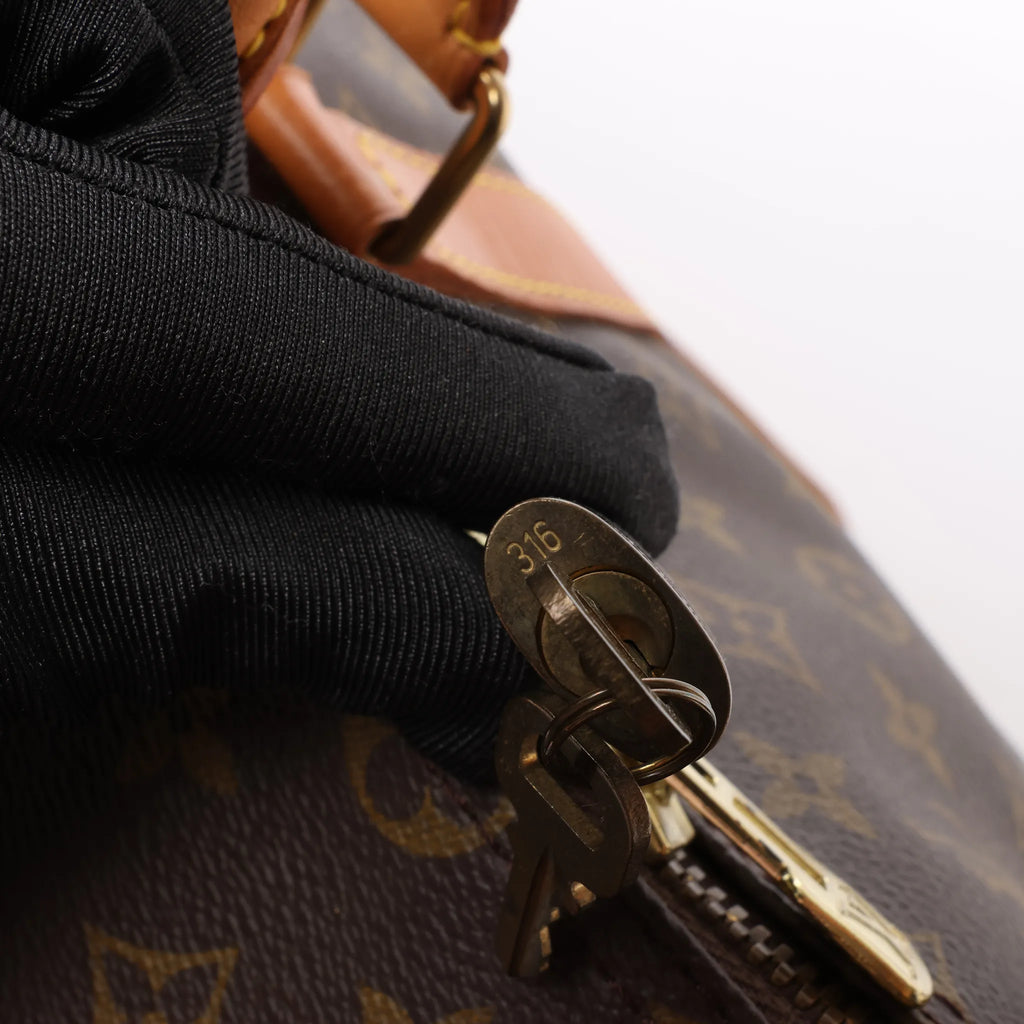 Louis Vuitton Keepall Bandoulière 50 Monogram Canvas Travel Bag in Brown M41416