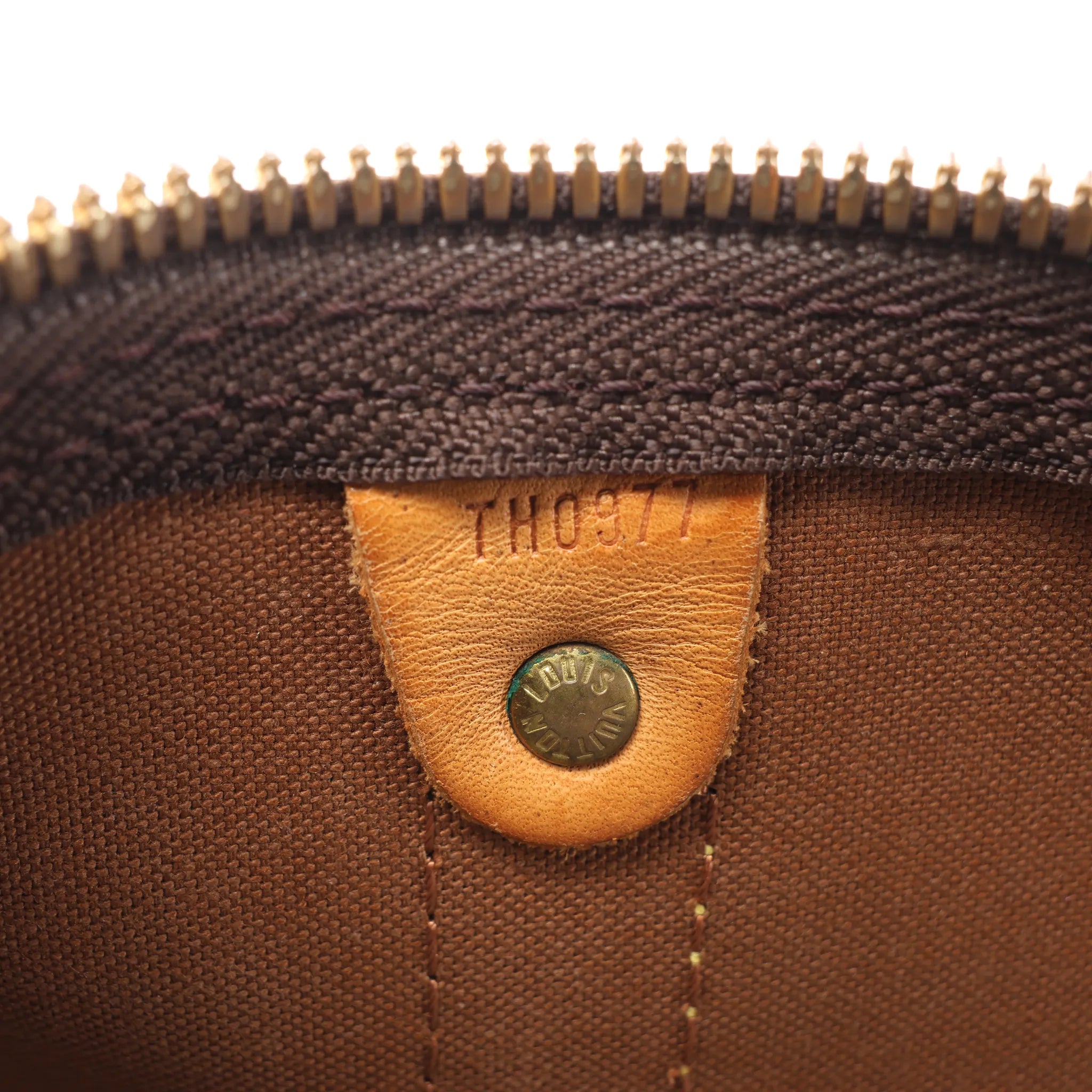 Louis Vuitton Keepall Bandoulière 50 Monogram Canvas Travel Bag in Brown M41416