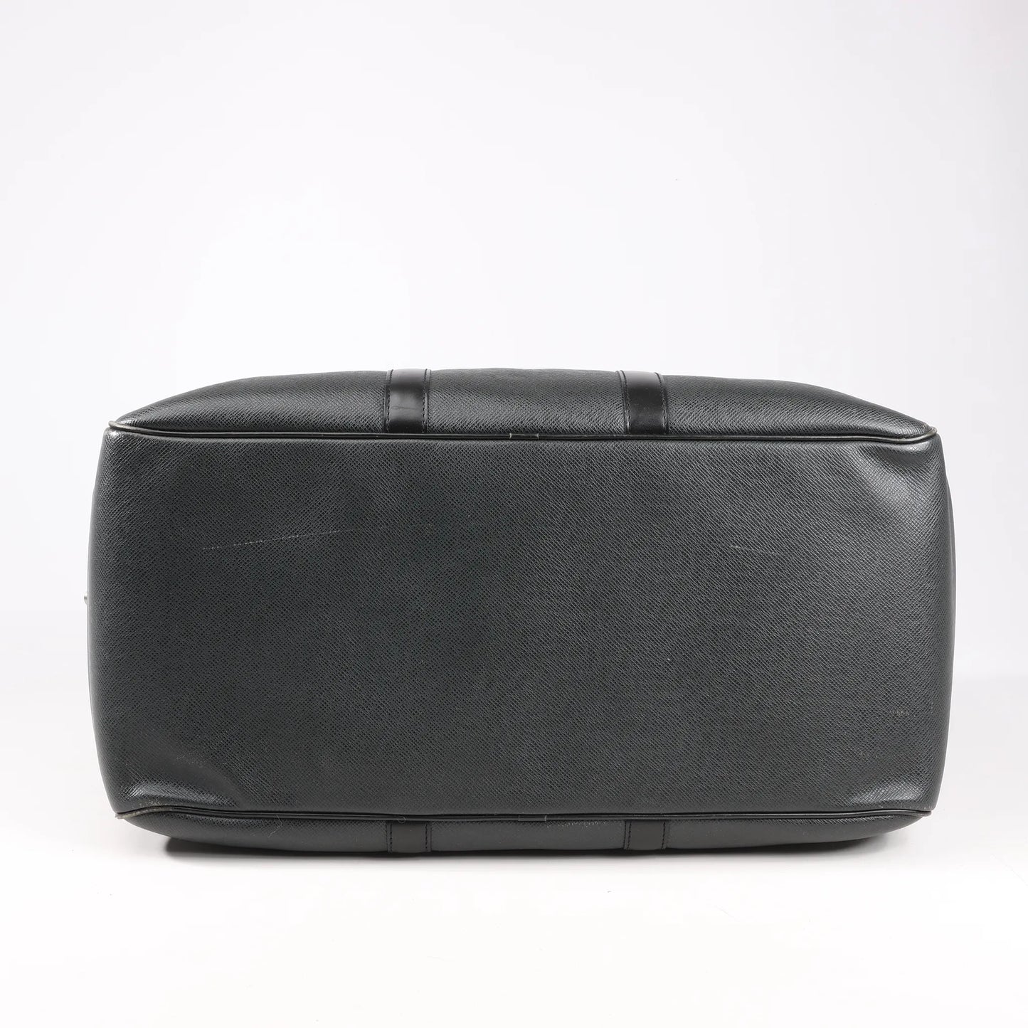 Louis Vuitton Taiga Leather Kendall PM Travel bag in Black M30122