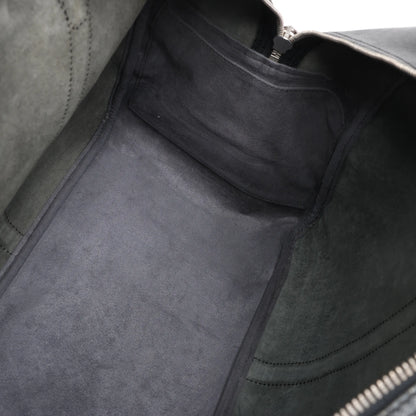 Louis Vuitton Taiga Leather Kendall PM Travel bag in Black M30122