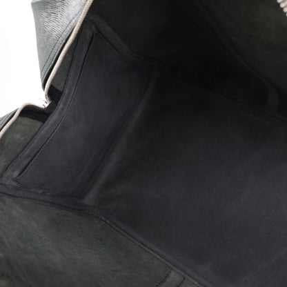 Louis Vuitton Taiga Leather Kendall PM Travel bag in Black M30122