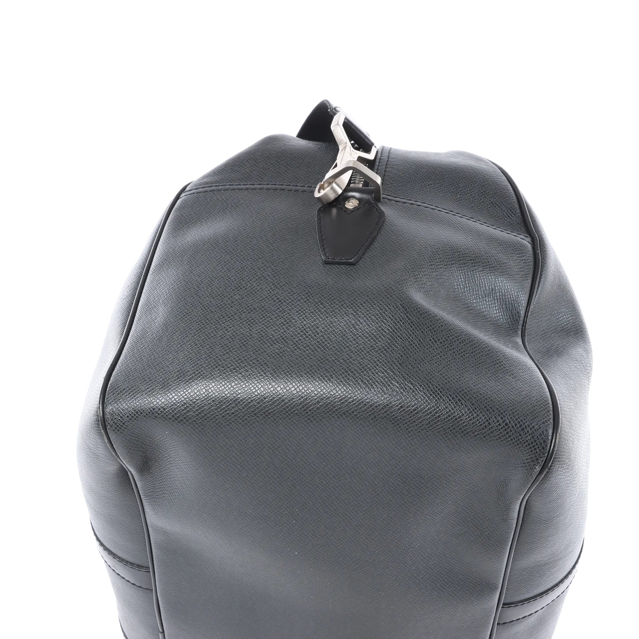 Louis Vuitton Kendall PM Taiga Leather Travel bag in Black M30122